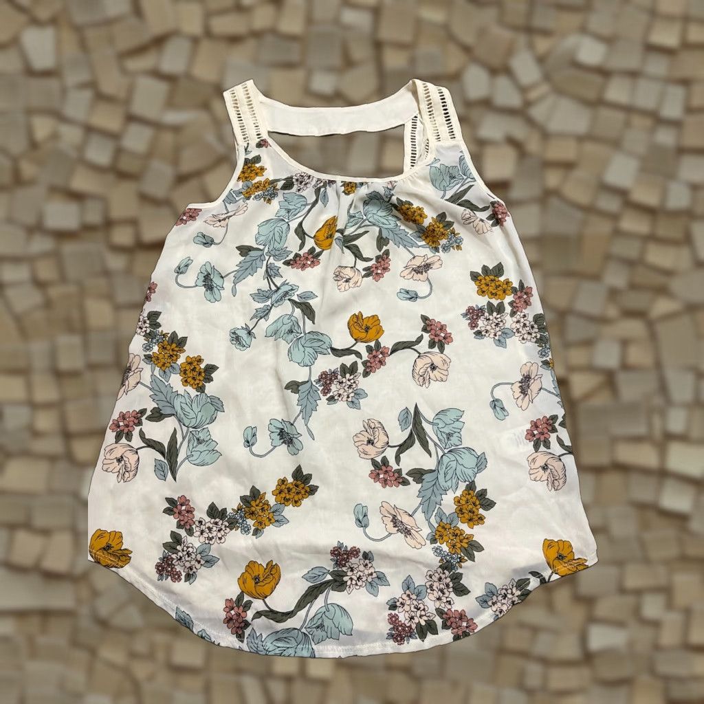 Vintage Maurices Tank Top Women's XS White Floral Sleeveless Shirt Regular Size XS Adults Womens Size XS / US 0-2 / IT 36-38 - 1 Thumbnail