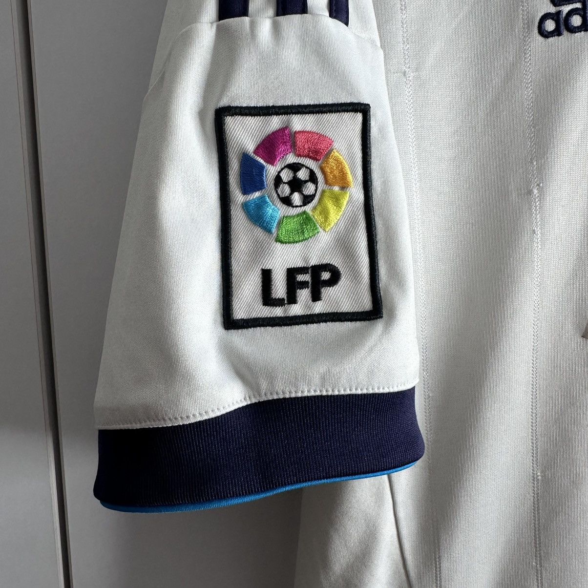 Adidas × Vintage Jersey Adidas Vintage Real Madrid Home 2012 Size US XL / EU 56 / 4 - 2 Thumbnail