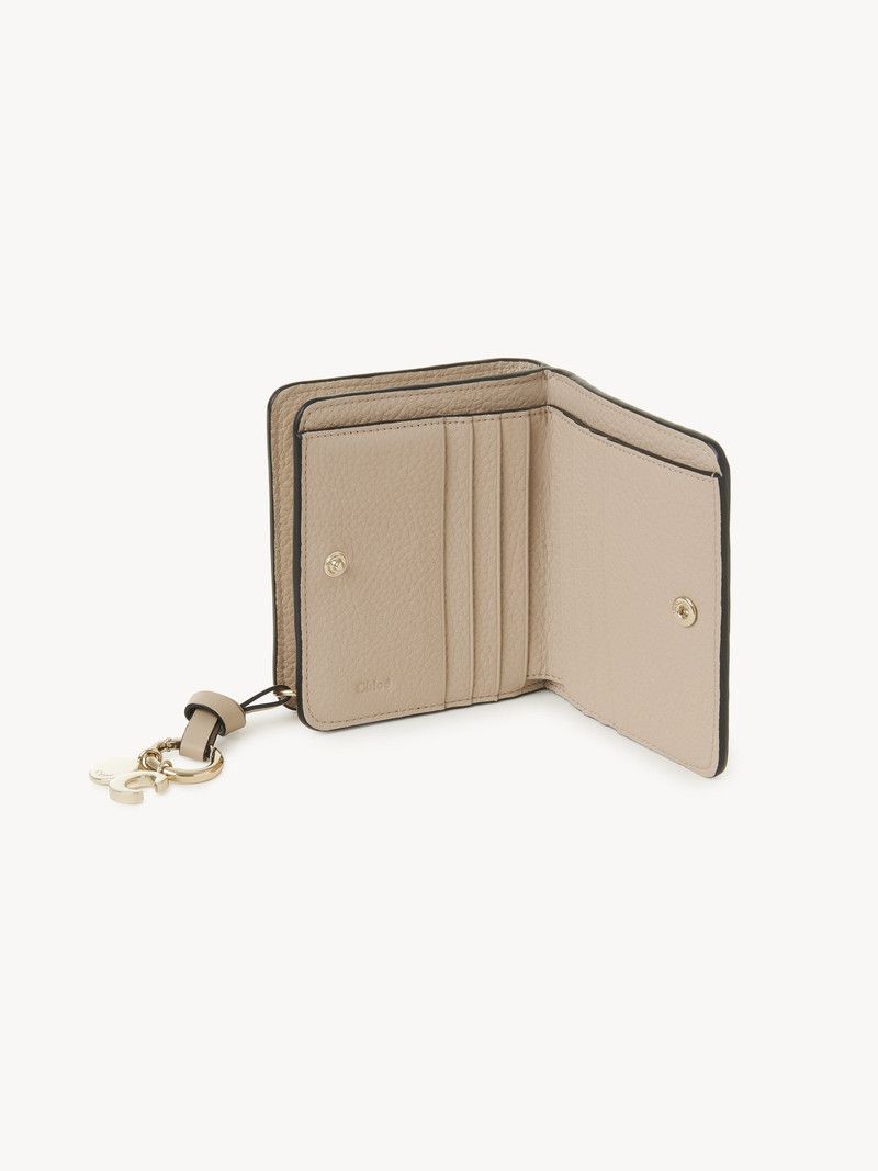 Chloe o1loc1c10226 Size: OS / Alphabet Compact Wallet Floral Grey Size ONE SIZE - 3 Thumbnail