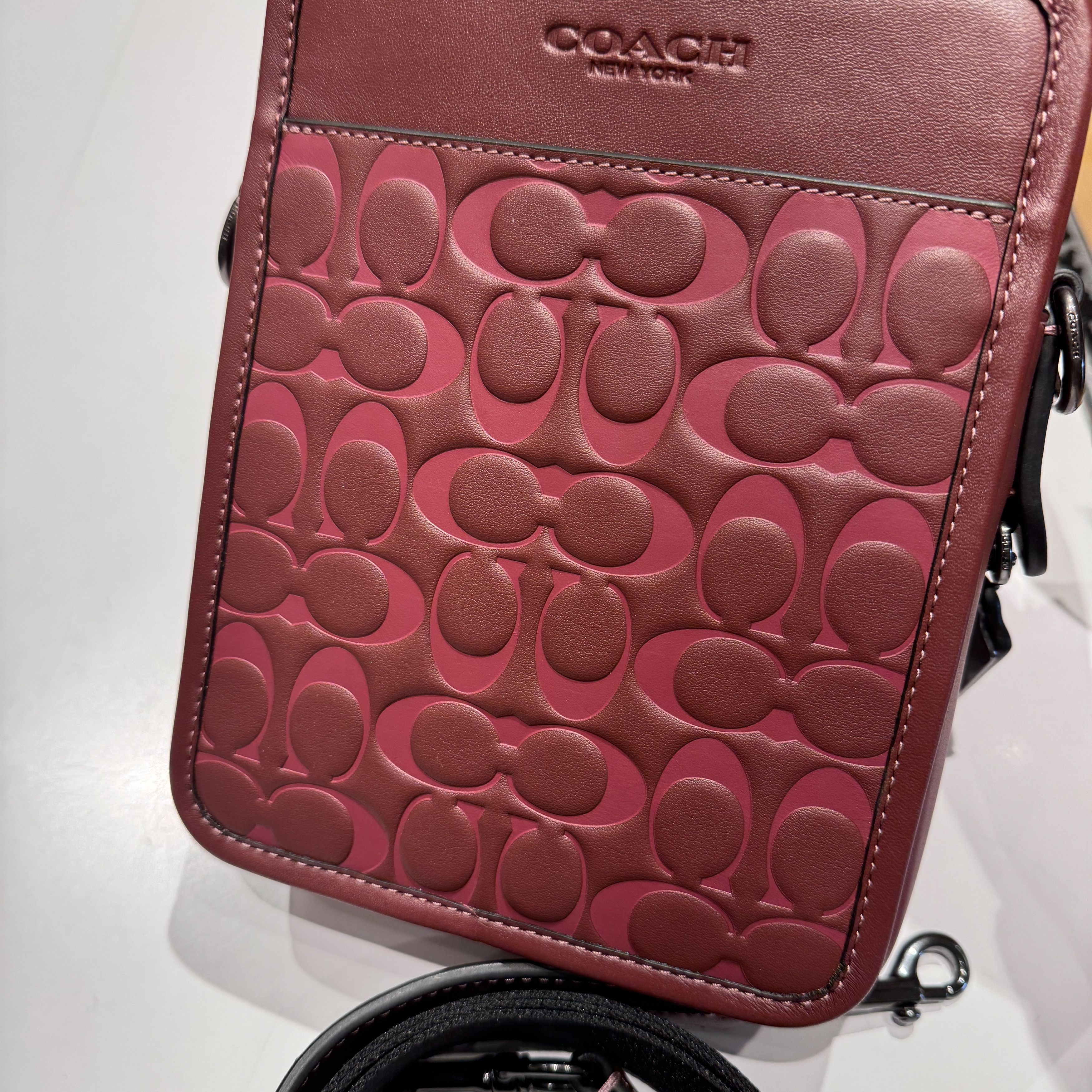 image of Coach Sullivan Crossbody In Signature Leather Cj670 in Red, Women's