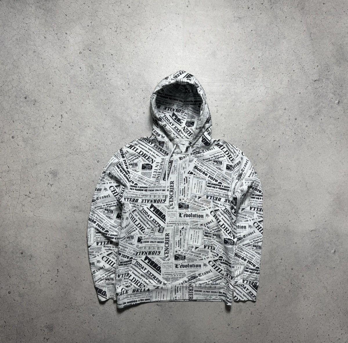 Sandro Sandro Paris Newspaper Monogram Hoodie Size US S / EU 44-46 / 1 - 1 Thumbnail