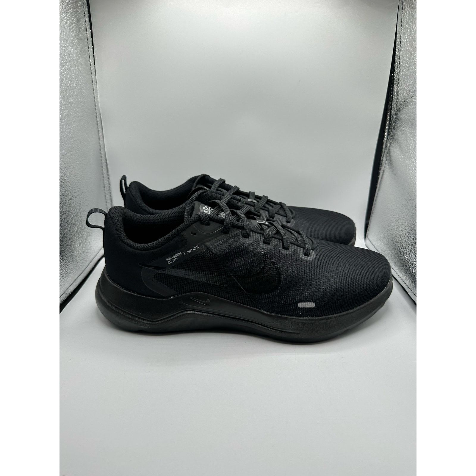 Nike Nike Downshifter 12 Extra Wide “Black Particle Grey” size 10 Size US 10 / EU 43 - 3 Thumbnail