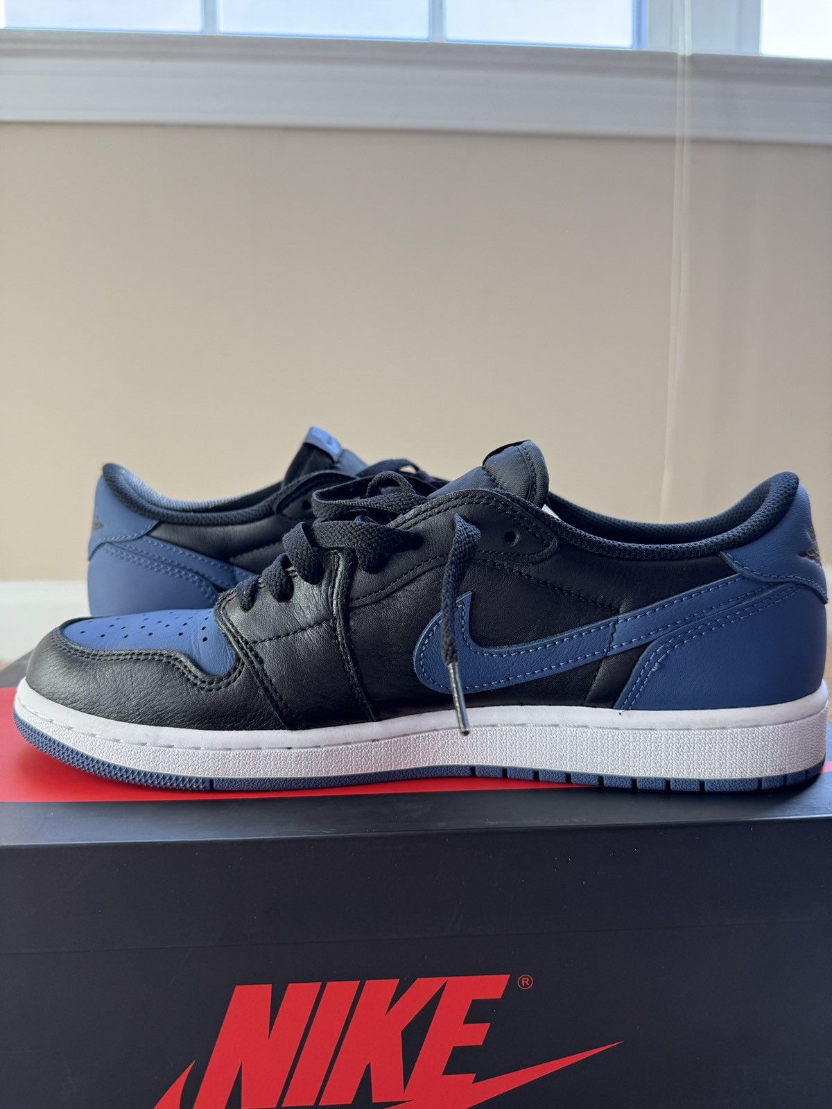 Jordan Brand Jordan 1 Low “Mystic Blue” Size US 10 / EU 43 - 6 Thumbnail