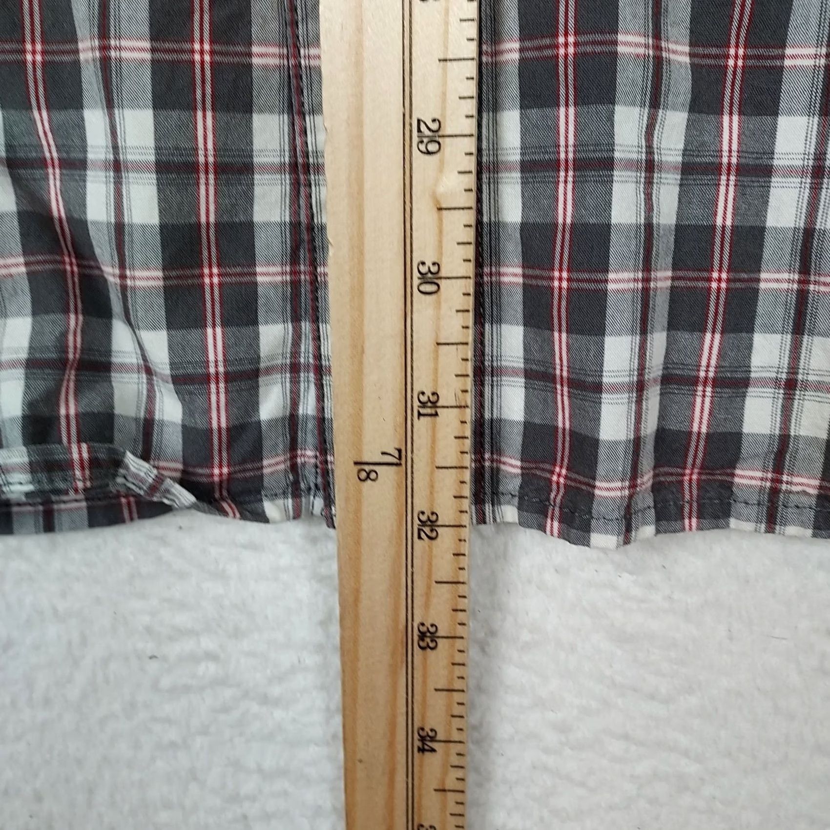 Carhartt VINTAGE? No. Carhartt Relaxed Fit Plaid Shirt LT Mens Short Sleeve Button Front Pocket Size US L / EU 52-54 / 3 - 5 Thumbnail