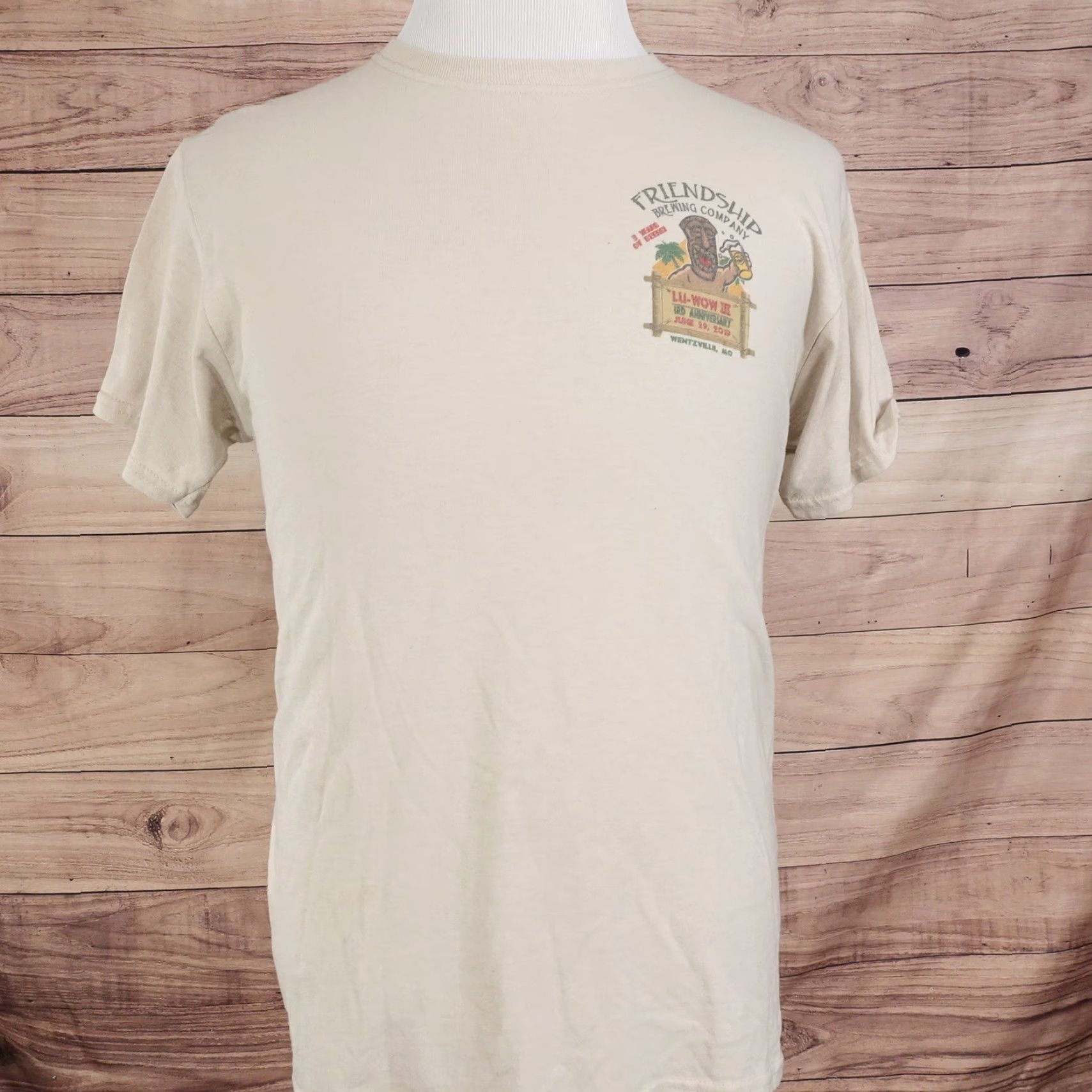 Jerzees Vintage Friendship Brewing Company LU-WOW 2019 Beer Tiki T-Shirt Adult Medium Beige Cotton Casual Summer Men Women Size US M / EU 48-50 / 2 - 4 Thumbnail