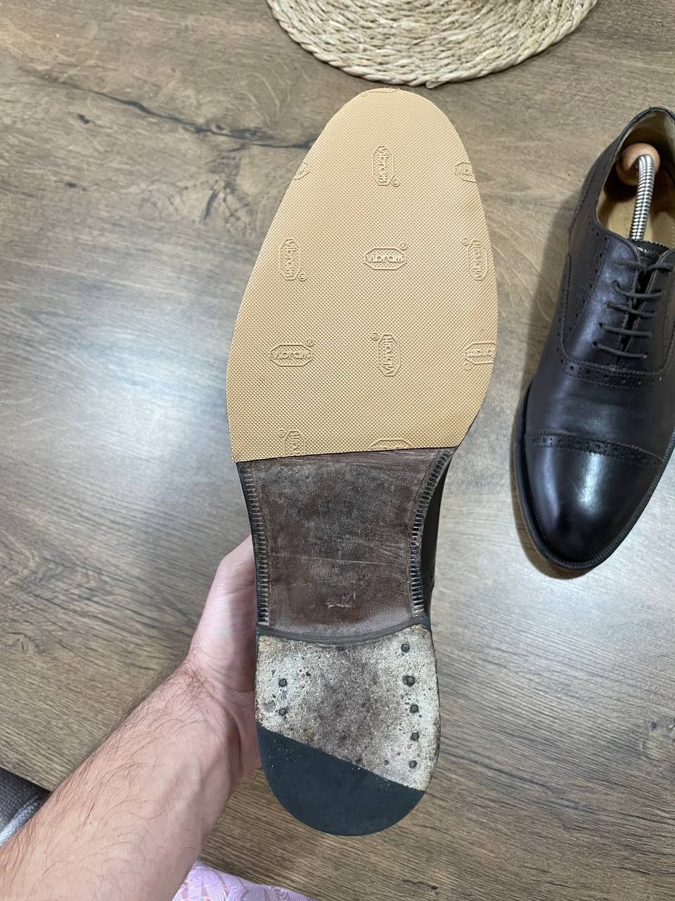 Suitsupply Suitsupply Oxford Brown Brogue Derby in Calf Leather mens Size US 7.5 / EU 40-41 - 15 Thumbnail