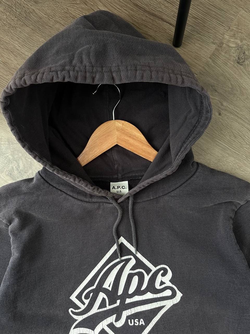 A.P.C. Vintage A.P.C. U.S. Faded Style Hoodie Black Graphic Logo Size US S / EU 44-46 / 1 - 9 Thumbnail
