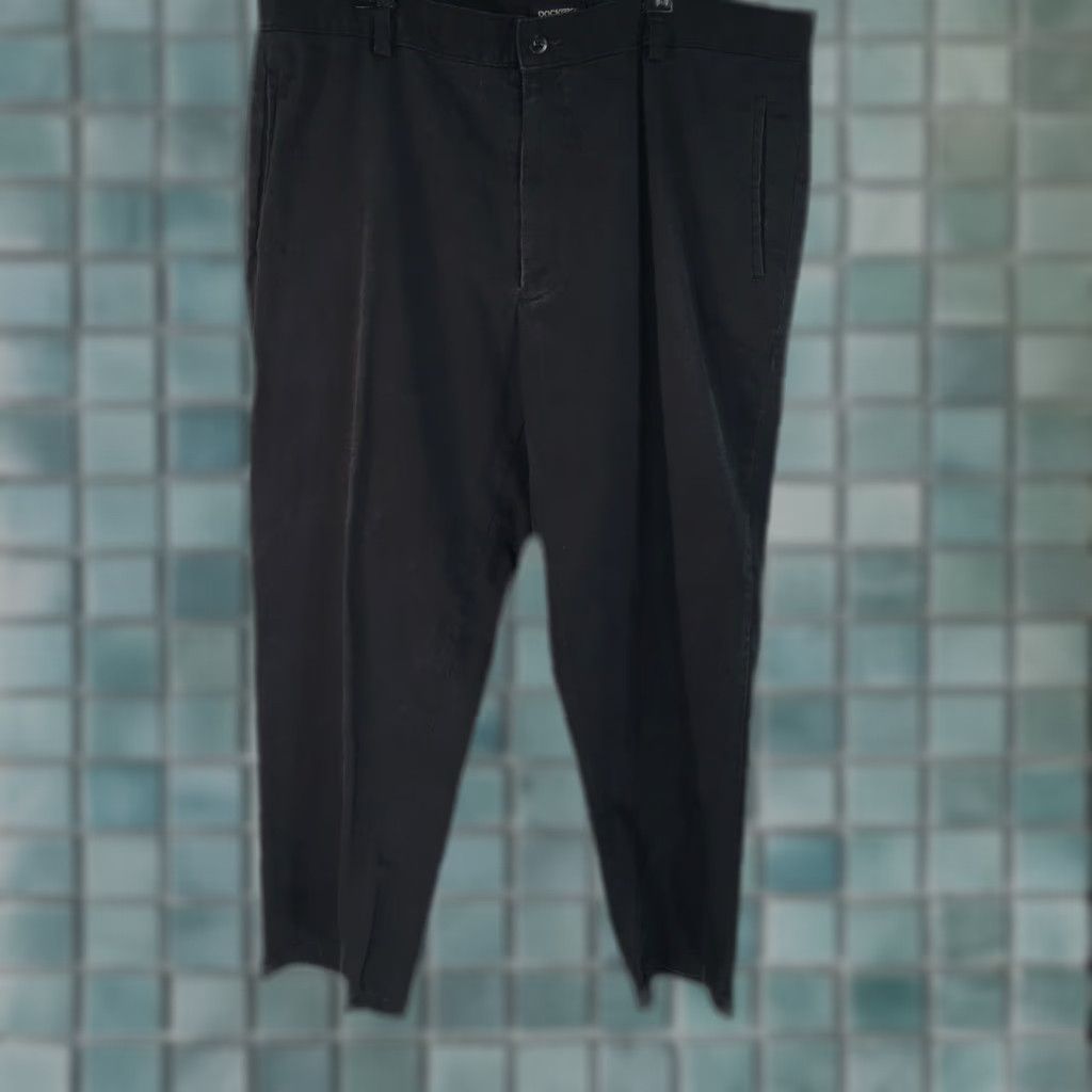 Dockers Dockers Mens Khakis Pants Flat Front Straight Black W40XL30 38 Inch Inseam Regular Rise High Casual Pants Mens Regular Khaki Black 90s? Size US 38 / EU 54 - 1 Thumbnail