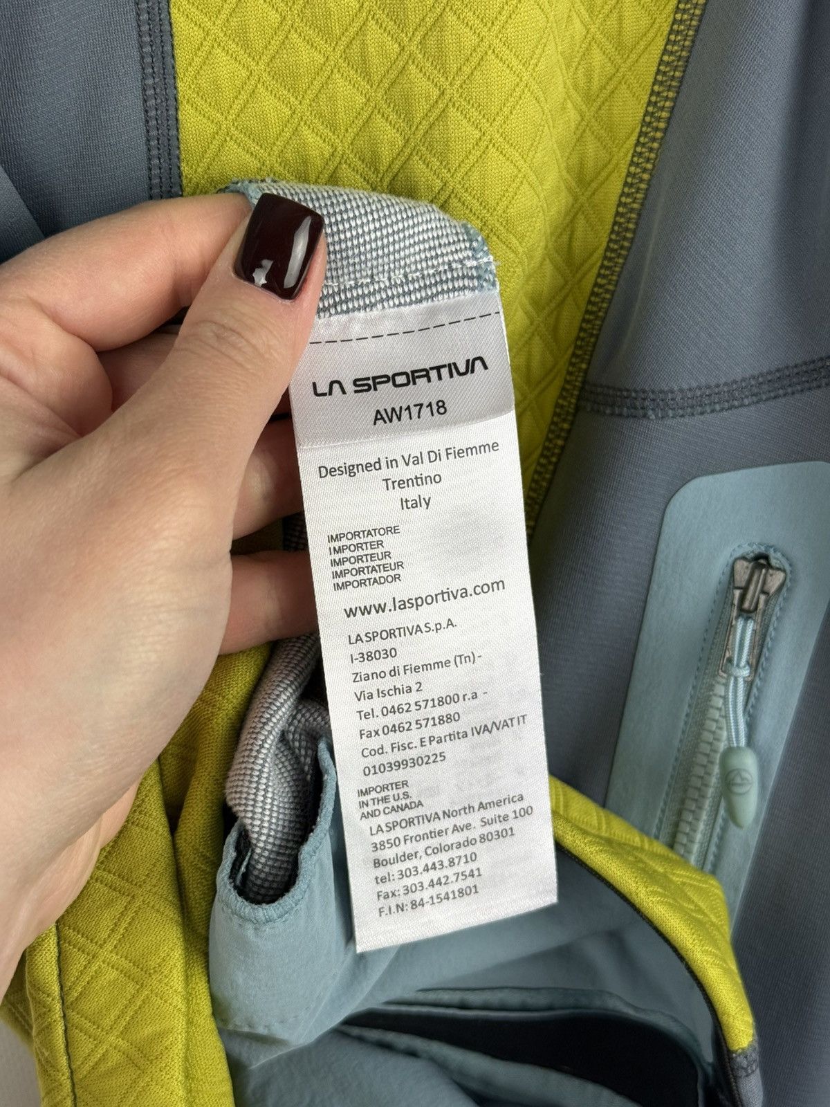 La Sportiva La Sportiva AW1718 Outdoor Hooded Dimension Vest Waistcoat Size US M / EU 48-50 / 2 - 12 Thumbnail