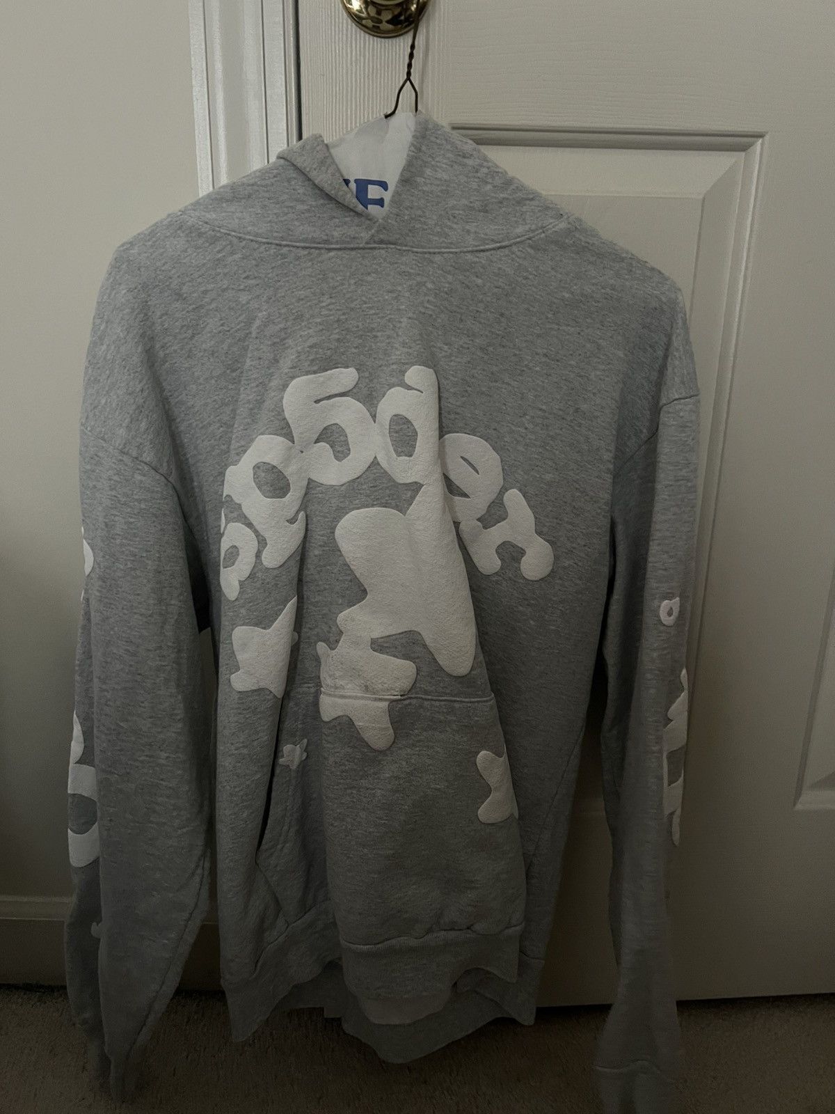 Grey Sp5der beluga hoodie