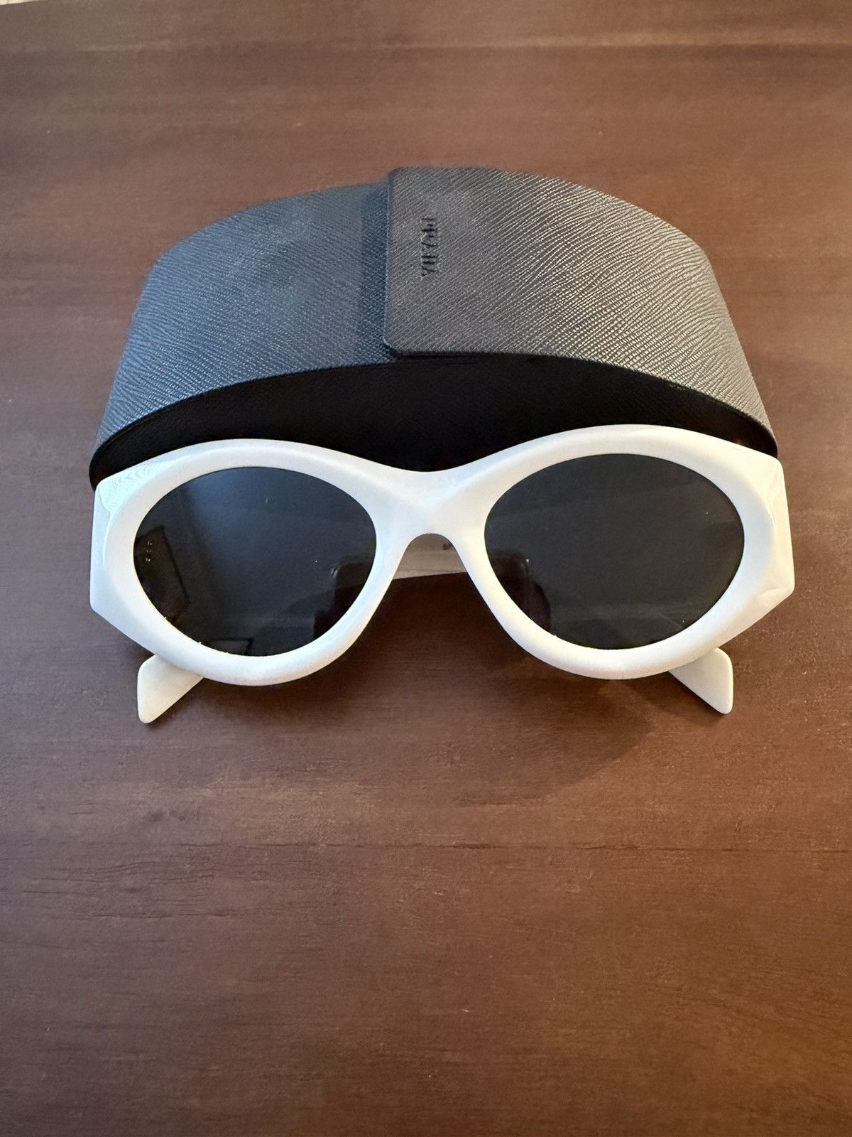 Prada Prada Round Sunglasses Size ONE SIZE - 2 Thumbnail