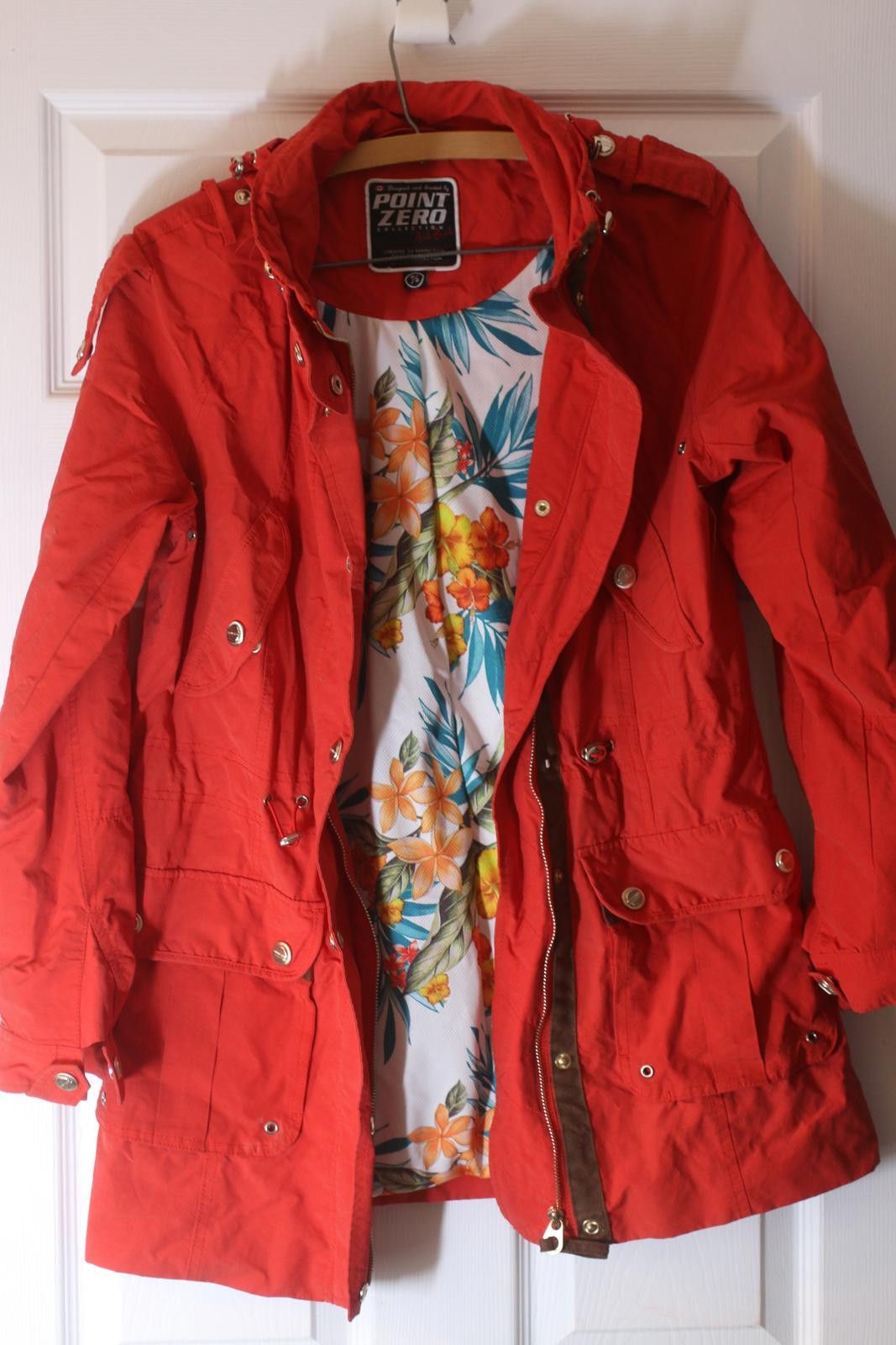 Point Zero Point Zero Red Parka Jacket Floral Hooded Womens Size Small Size S / US 4 / IT 40 - 1 Thumbnail