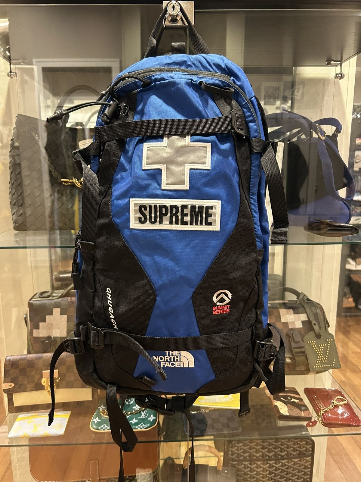 Supreme × The North Face Supreme X The North Face Summit Series Backpack Size ONE SIZE - 1 Thumbnail