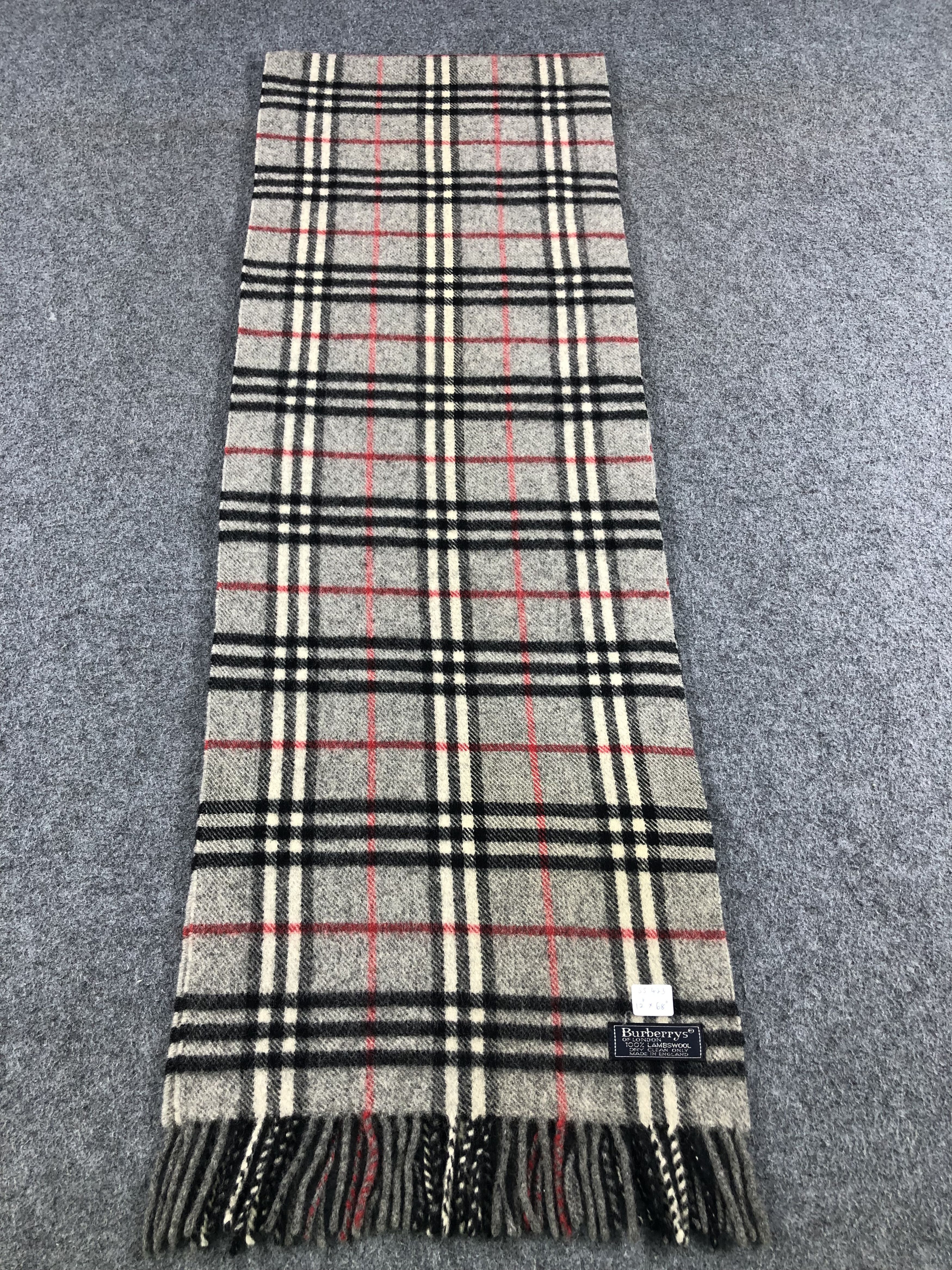 Burberry Burberrys Lambswool Scarf / Muffler / Neckwear Size ONE SIZE - 3 Thumbnail