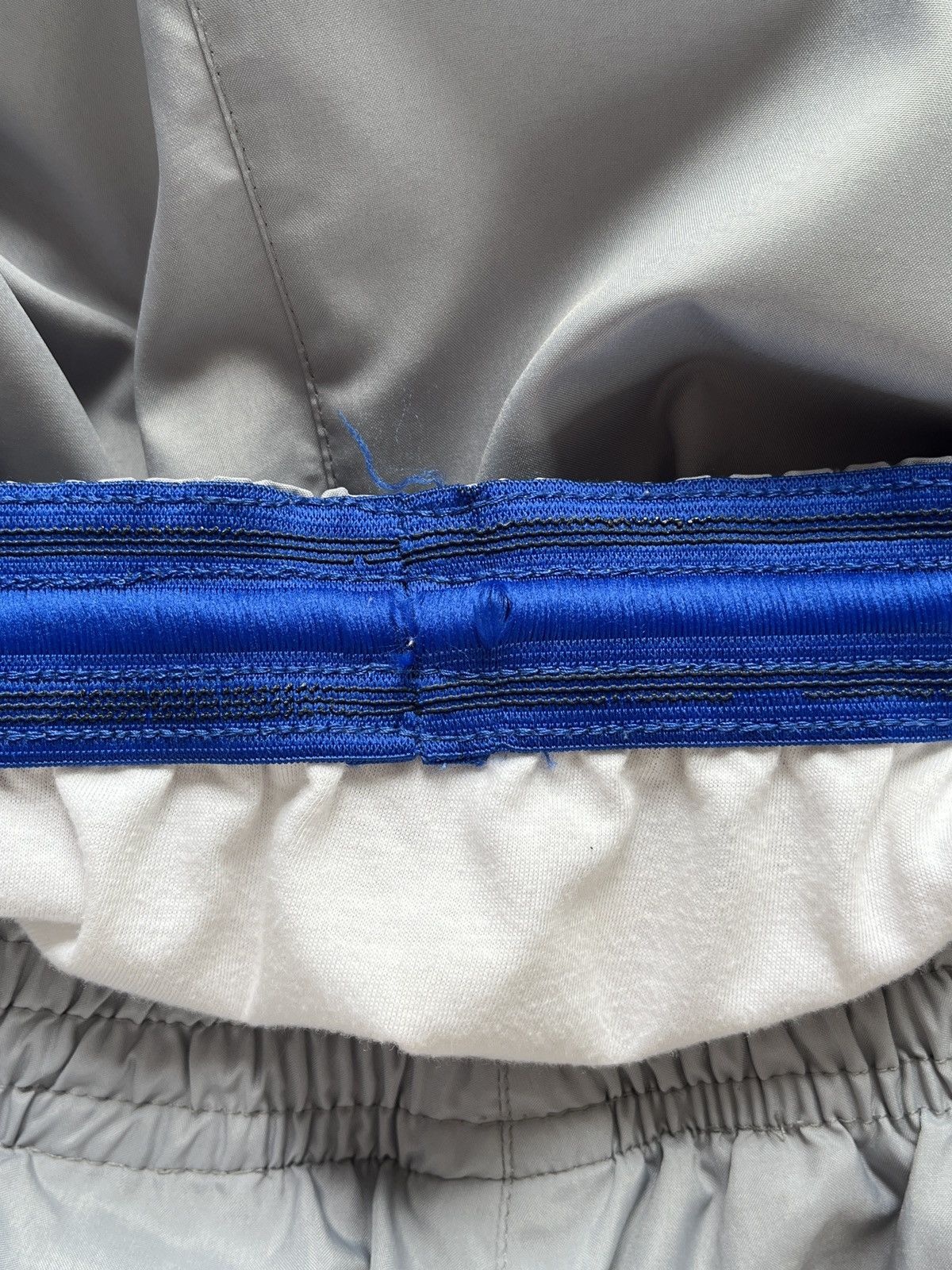 Nike Vintage Y2K Nike Sweat Shorts 90s USA Brand Size US 32 / EU 48 - 6 Thumbnail