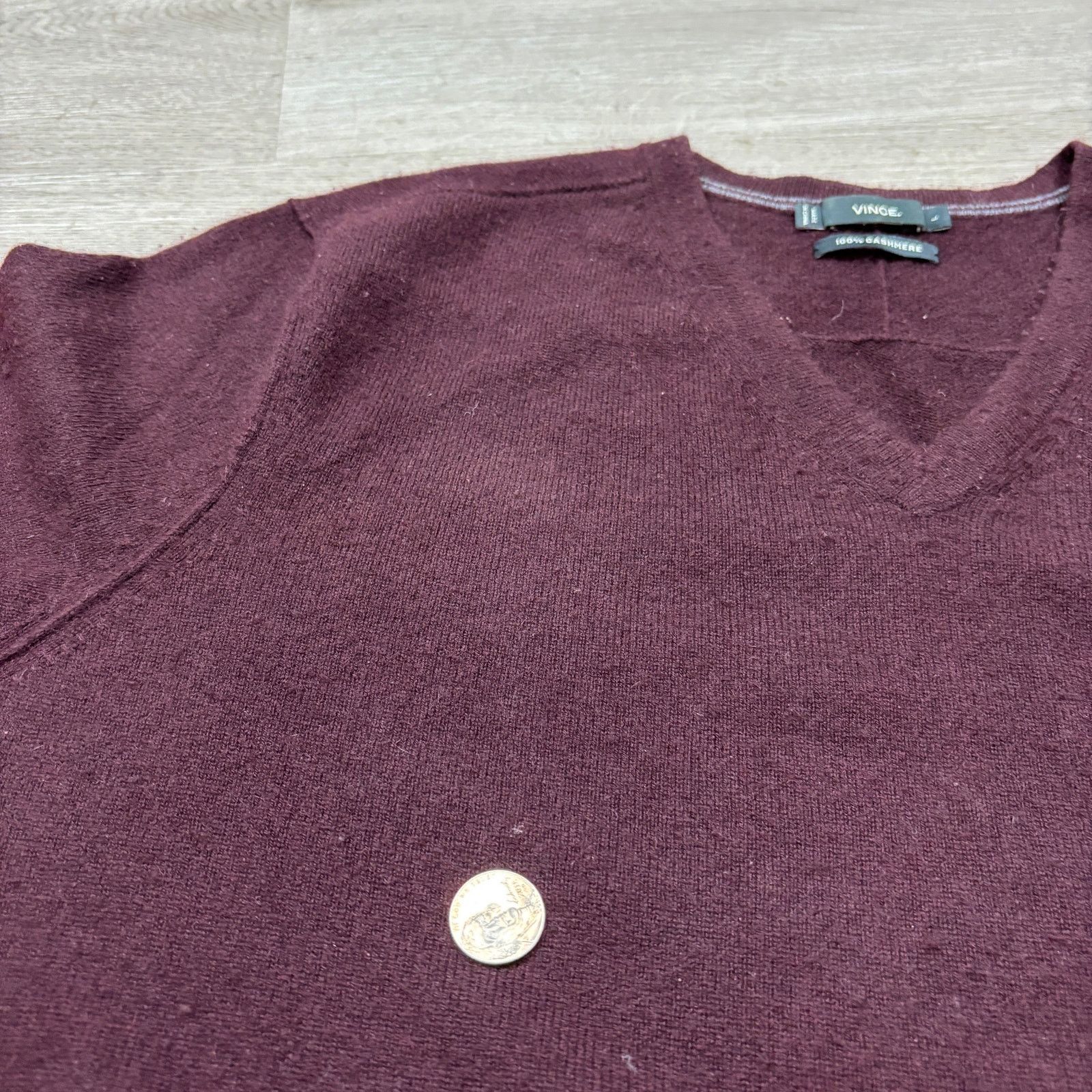 Vince Vince. 100% Cashmere V Neck Sweater Large Preppy Minimalist Size US L / EU 52-54 / 3 - 9 Thumbnail