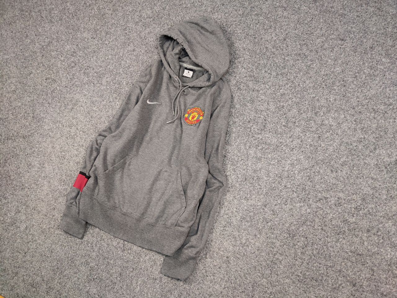 Nike Vintage Nike x Manchester United Logo Gray Hoodie Size US M / EU 48-50 / 2 - 2 Thumbnail