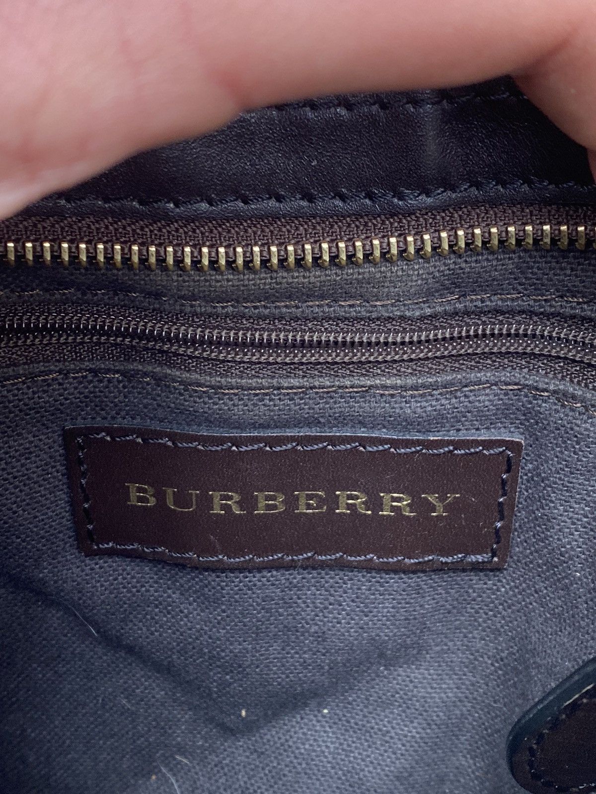 Burberry × Vintage Burberry Nova Check Crossbody Bag Size ONE SIZE - 5 Thumbnail