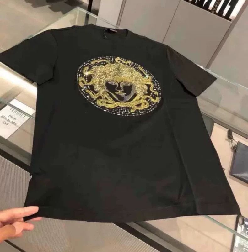 Versace Versace Medusa avatar men's and women's T-shirts with shor Size US S / EU 44-46 / 1 - 2 Thumbnail