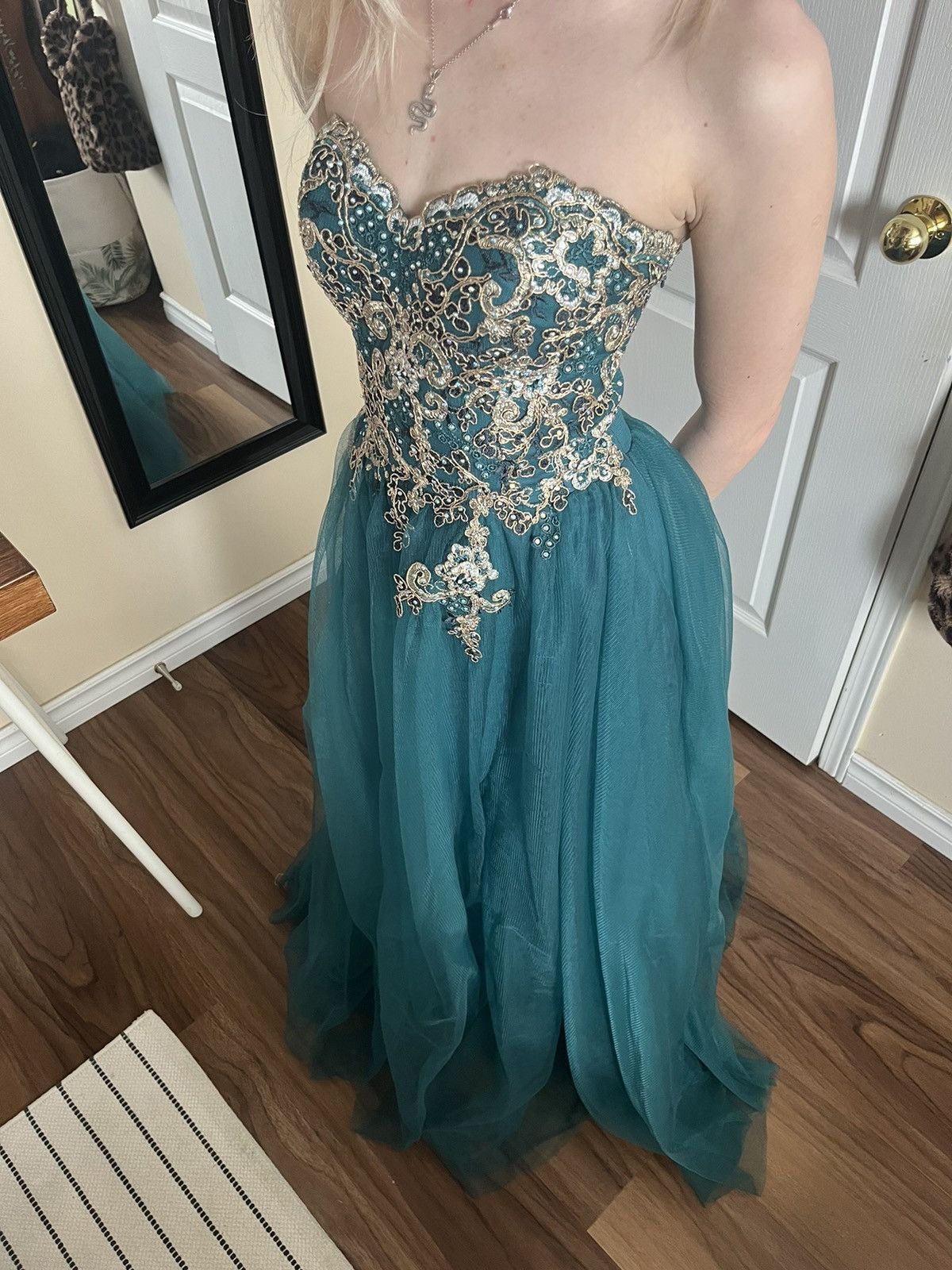 Laura Ashley Green LAURA poofy mesh multi layer prom dress (worn once) Size XS / US 0-2 / IT 36-38 - 8 Thumbnail