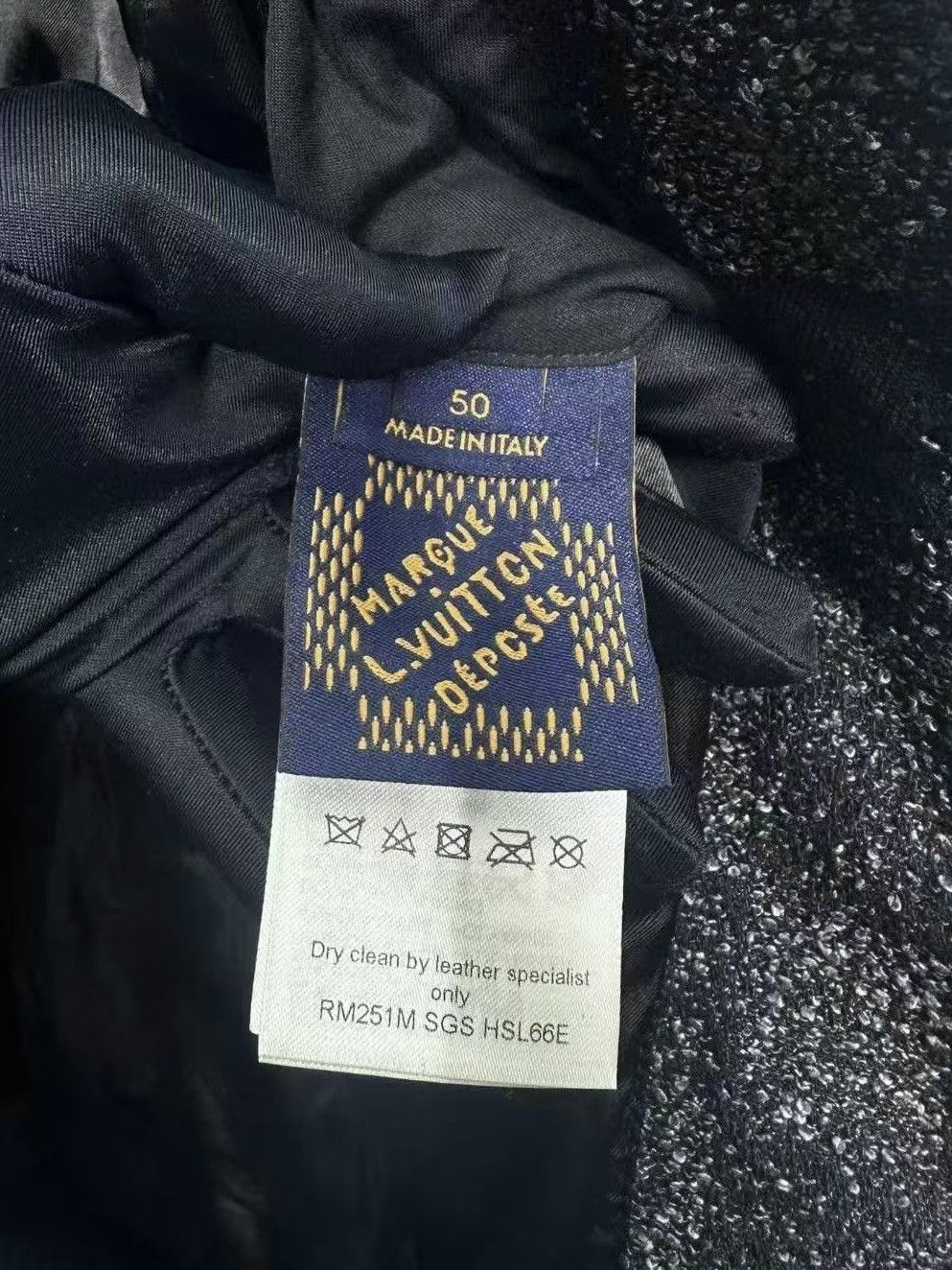 Louis Vuitton Louis Vuitton 50 Pearl whiskey swarovski Embroidered Jacket Size US M / EU 48-50 / 2 - 8 Thumbnail