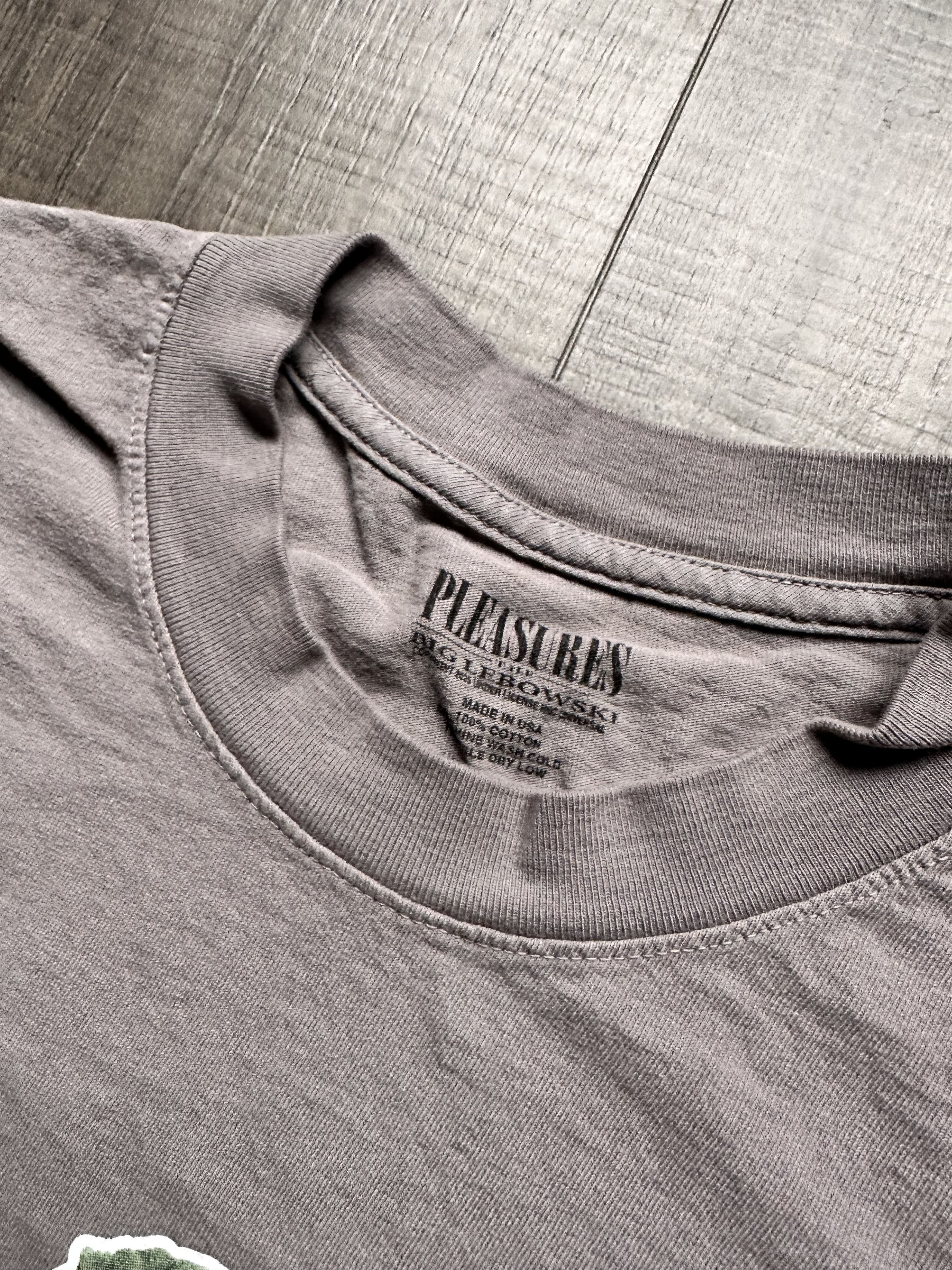 Pleasures PLEASURES x BIG LEBOWSKI Dude Tee XL Size US XL / EU 56 / 4 - 3 Thumbnail