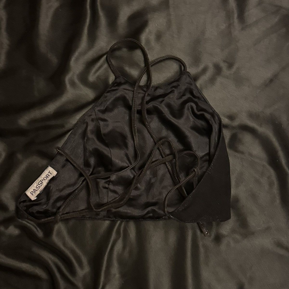 Passport Passport Black Velvet Halter Top Open Back Size S / US 4 / IT 40 - 3 Thumbnail
