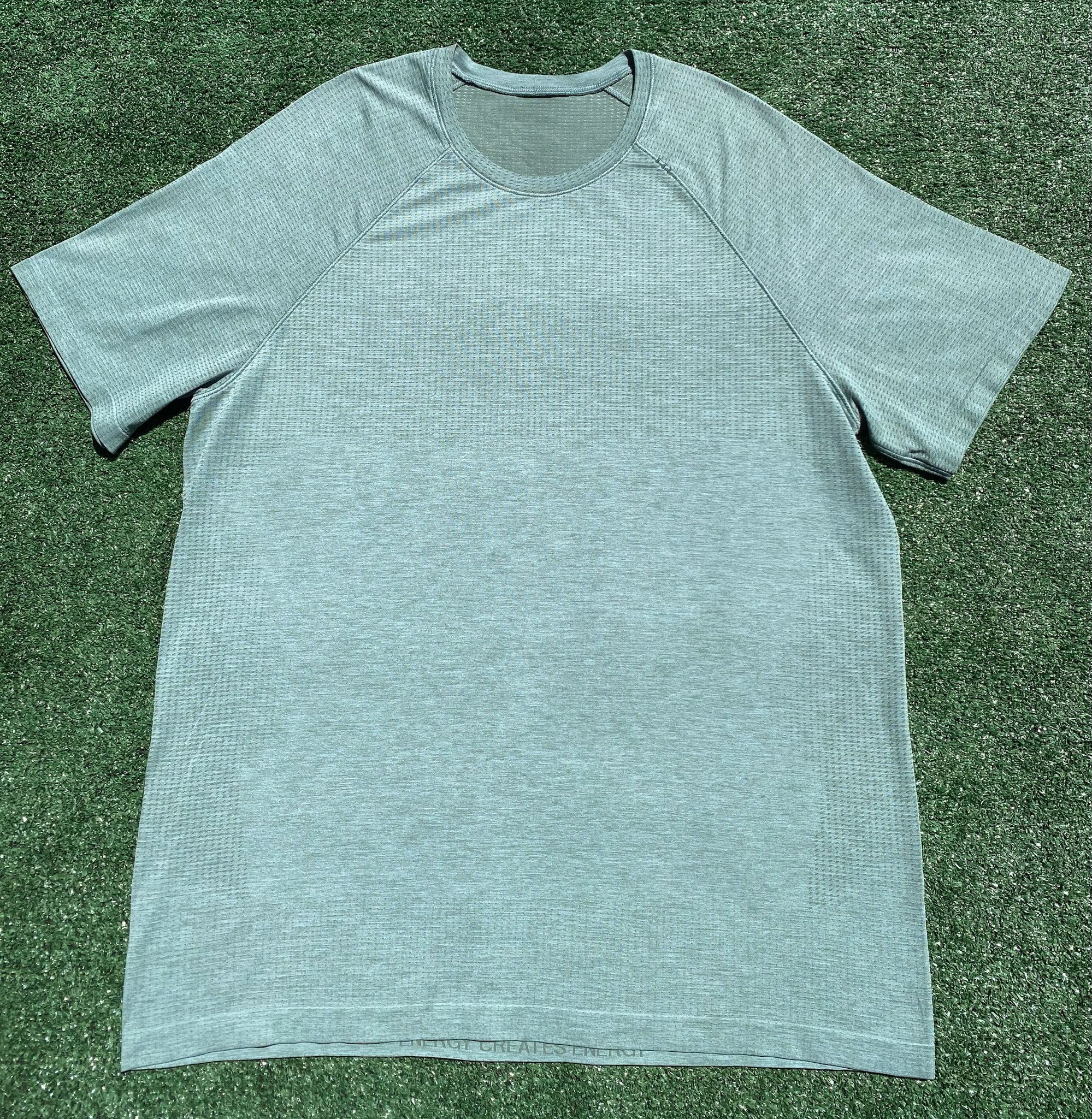 Lululemon Lululemon Metal Vent Tech Frosted Jade Short Sleeve 2XL Size US XXL / EU 58 / 5 - 1 Thumbnail