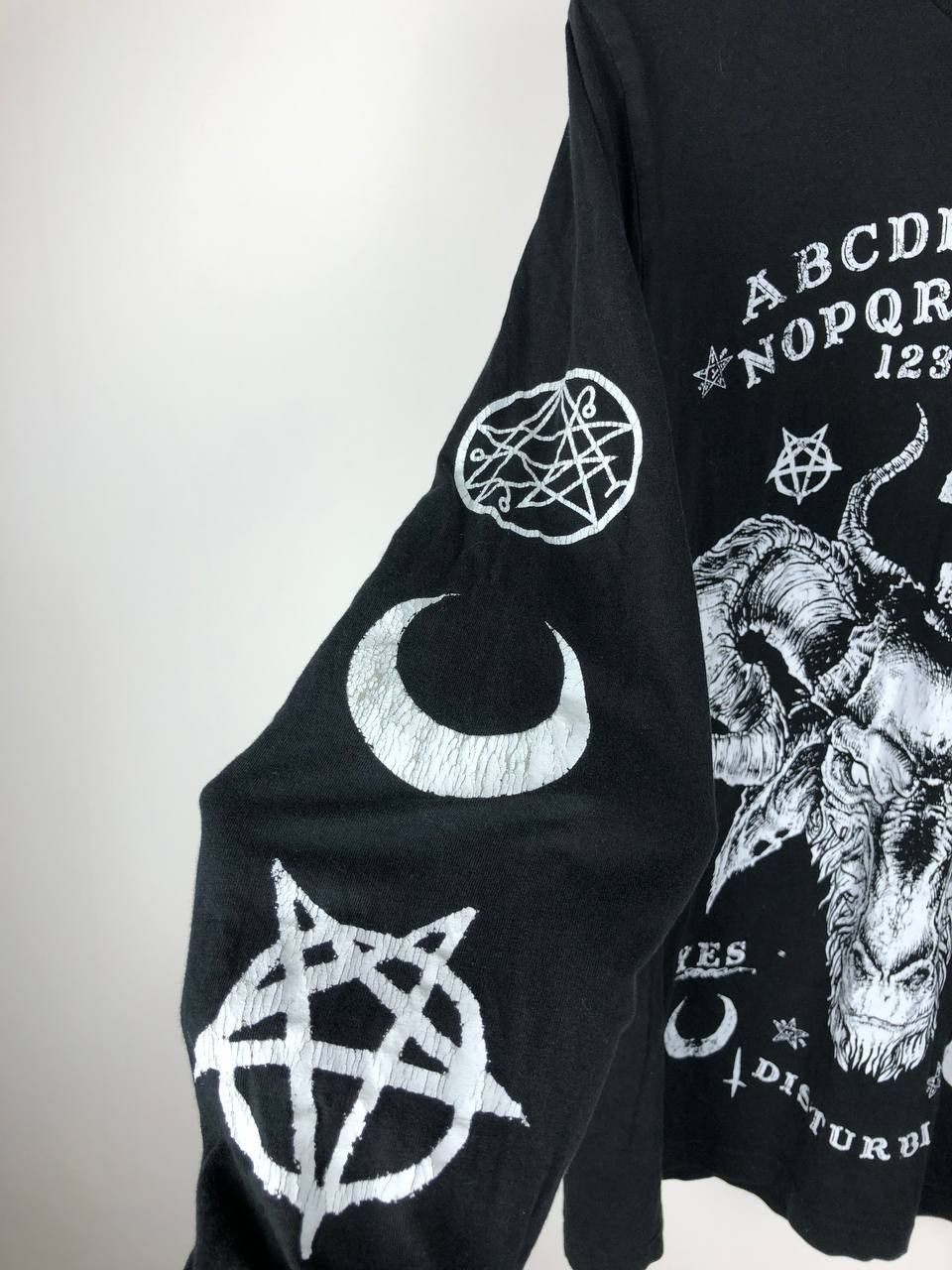 Disturbia DISTURBIA Satan Pentagram Black Longsleeve size S Size US S / EU 44-46 / 1 - 8 Thumbnail