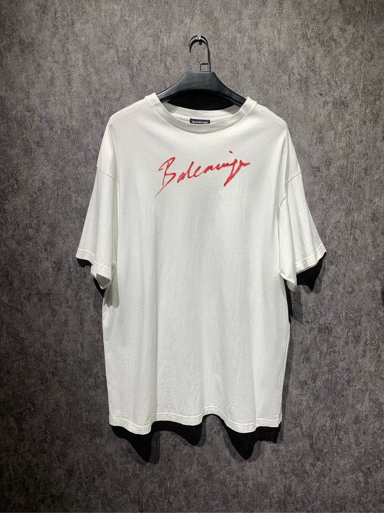 Balenciaga Balenciaga Cursive Letter Design on Chest shirt 2503-Nextar Size US S / EU 44-46 / 1 - 1 Thumbnail