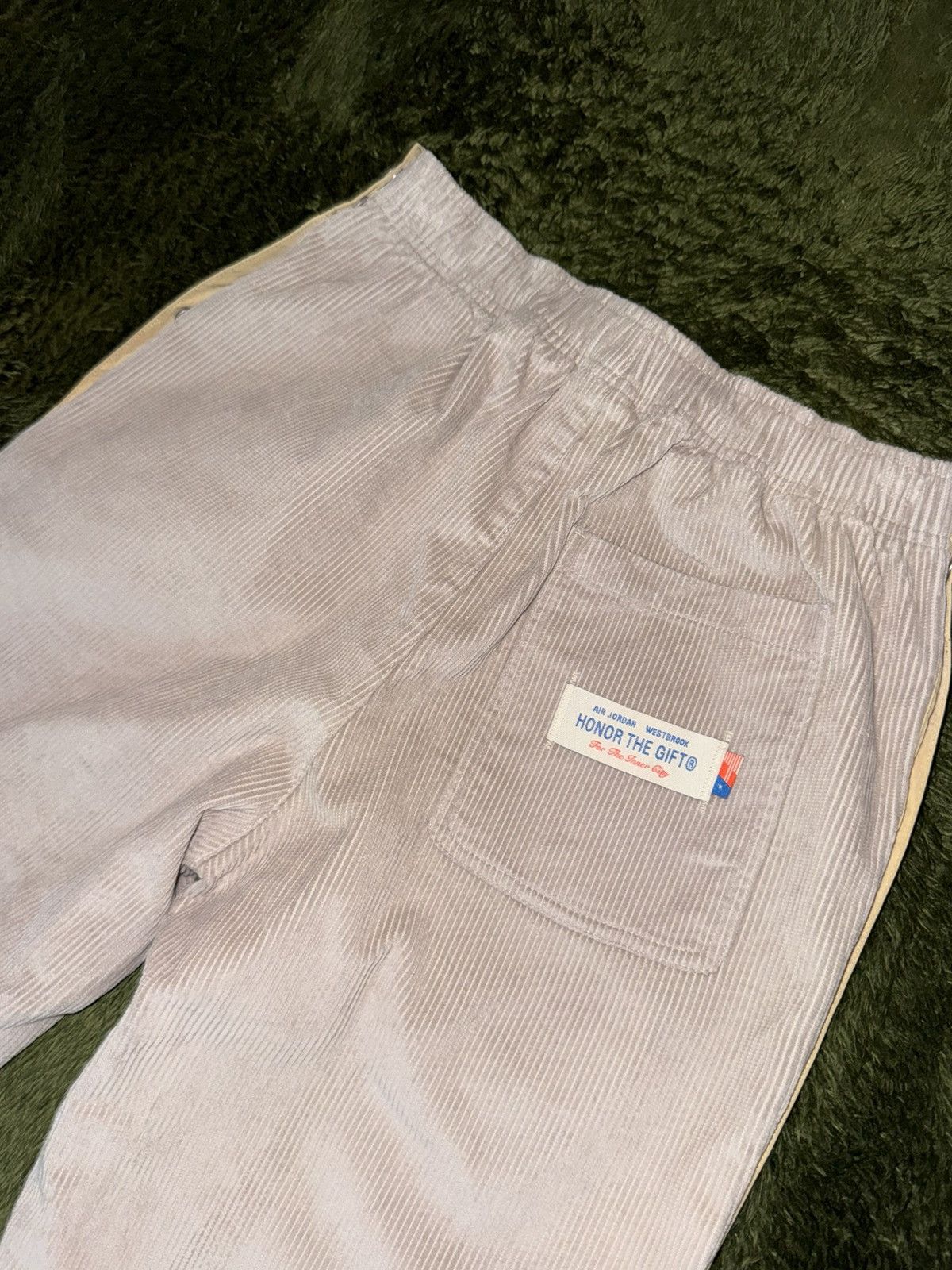 Jordan Brand [L] Jordan x Russell Westbrook Honor The Gift Corduroy Pants Size US 34 / EU 50 - 10 Thumbnail