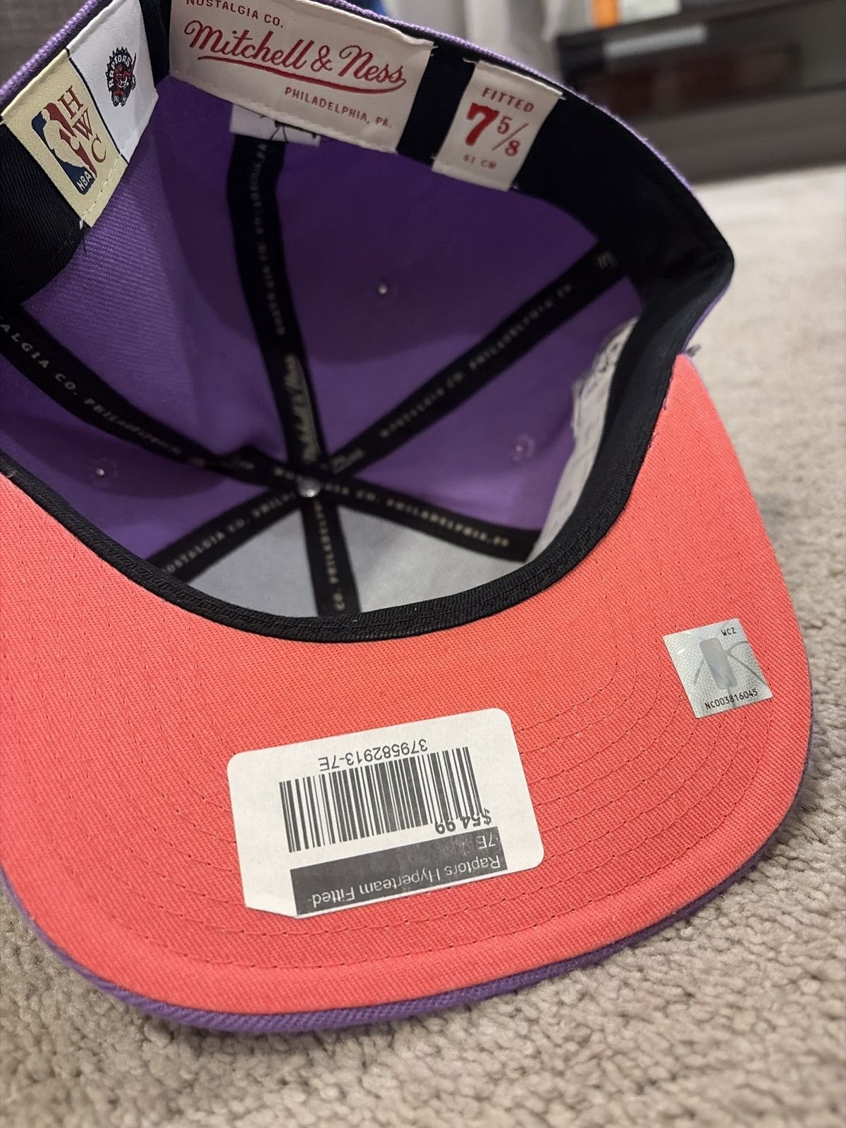 Mitchell & Ness NWT, Mitchell&Ness NBA Toronto Raptors Hat Size 7 5/8 Size ONE SIZE - 3 Thumbnail