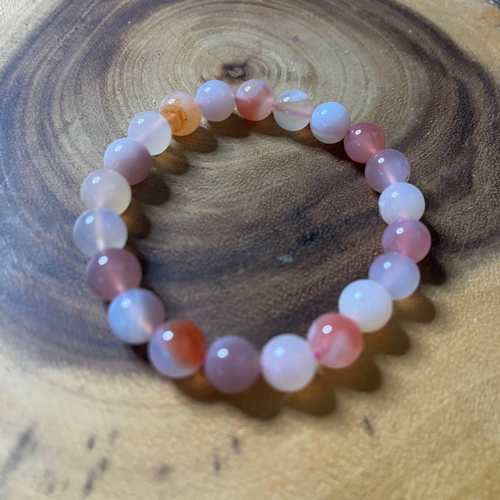 Other Yuan yuan Agate bracelet striped layers light rainbow colors stretch 10mm 7.5” natural crystal Size ONE SIZE - 6 Thumbnail