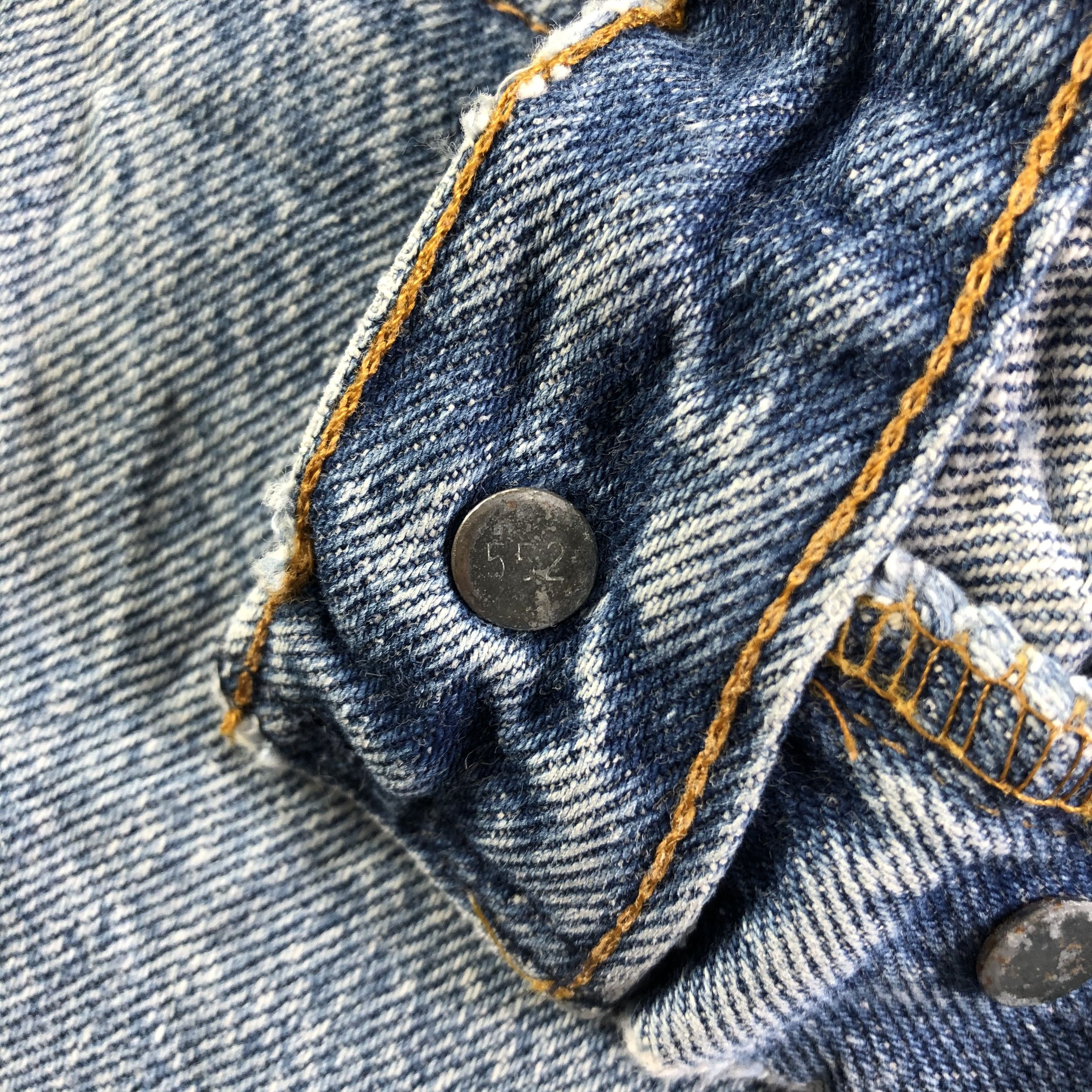 Levi's 90s Vintage Blue Wash Levis 501 Jeans-J3606 Size US 28 / EU 44 - 14 Thumbnail