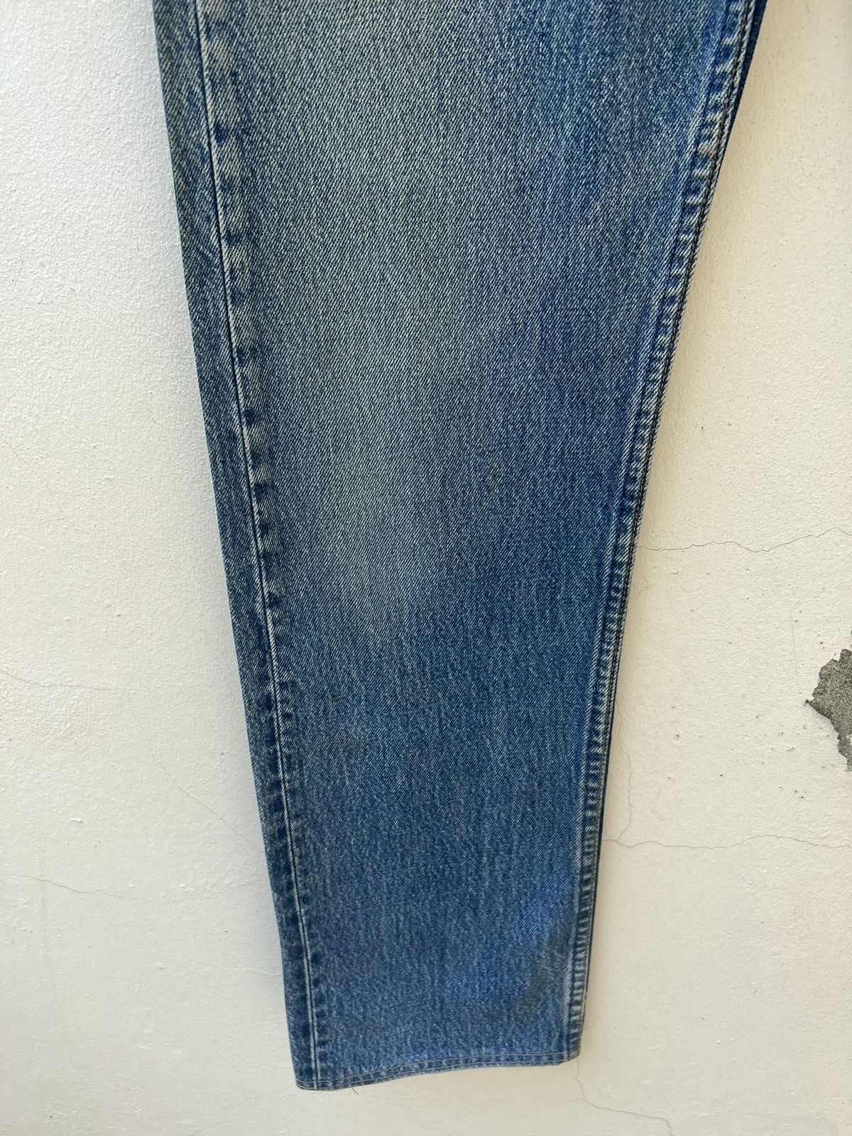 Levi's Vintage 80s Levi’s 501 Distressed Muddy Denim Jeans Size US 31 - 9 Thumbnail