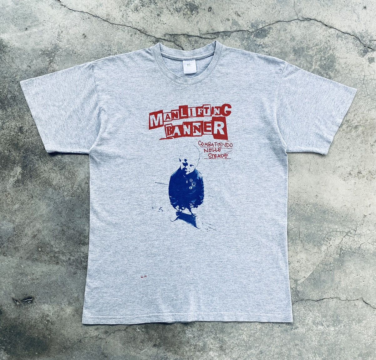 Band Tees Vintage Y2k Man Lifting Banner Straight Edge Band Tees Size US S / EU 44-46 / 1 - 1 Thumbnail