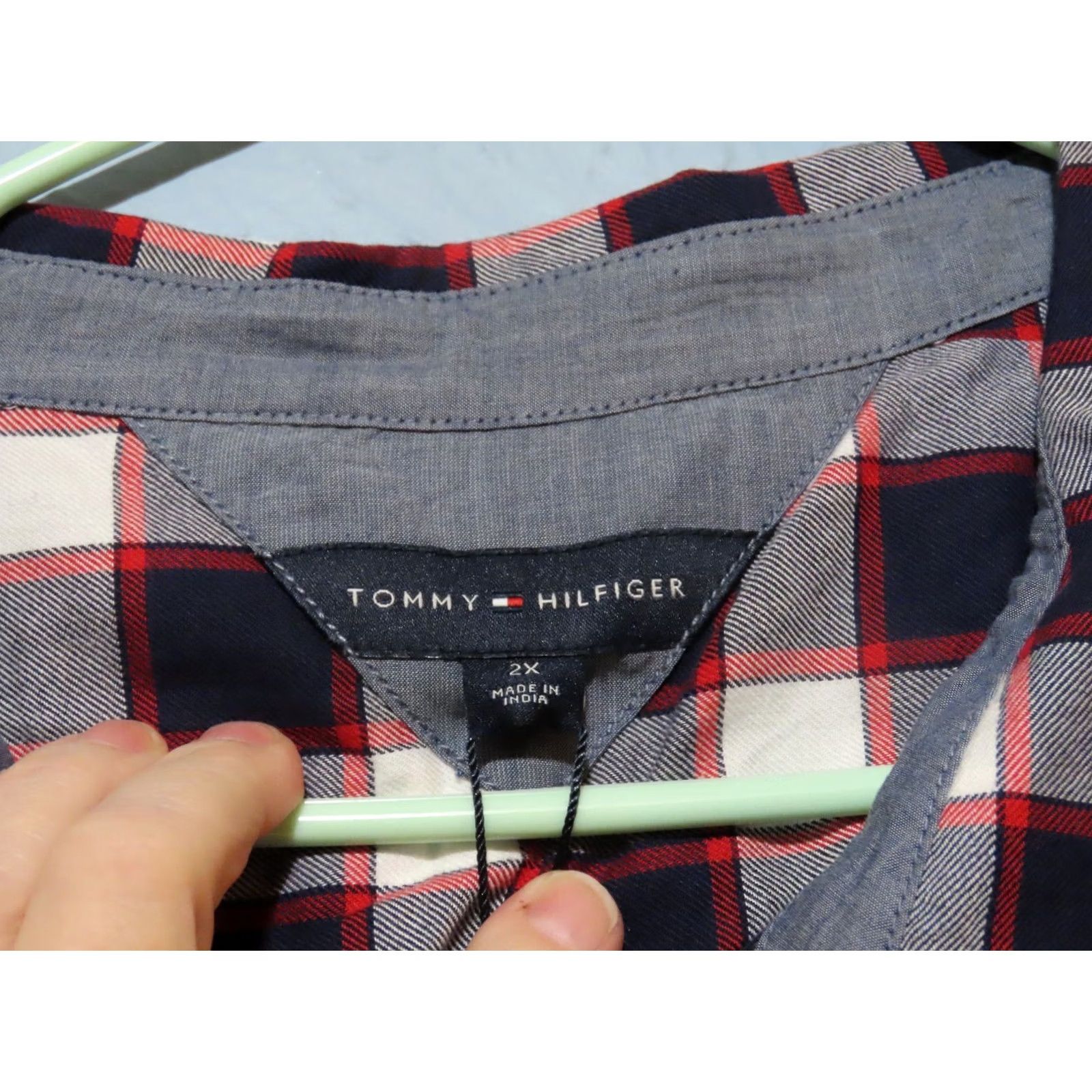 Tommy Hilfiger Tommy Hilfiger Button-Up Shirt Women's Long Sleeve Roll Tab Plaid Red White Blue Logo Pocket Black 2XL Regular Mens? Size XXL / US 16-18 / IT 52-54 - 7 Thumbnail