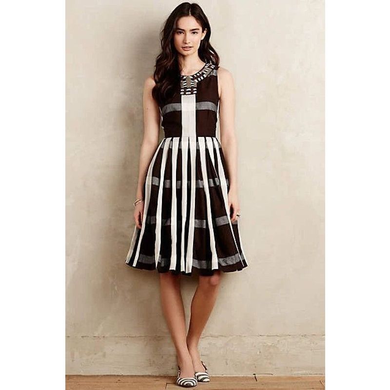 Anthropologie Anthropologie Maeve Beaded Pleated Cotton Fit & Flare Dress Size XS / US 0-2 / IT 36-38 - 4 Thumbnail