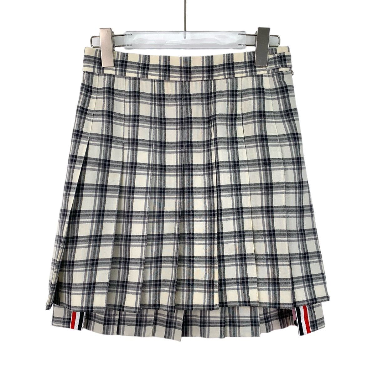 Thom Browne Thom Browne Color-block Plaid Wool Pleated Mini Skirt K26WX Size 26" / US 2 / IT 38 - 1 Thumbnail