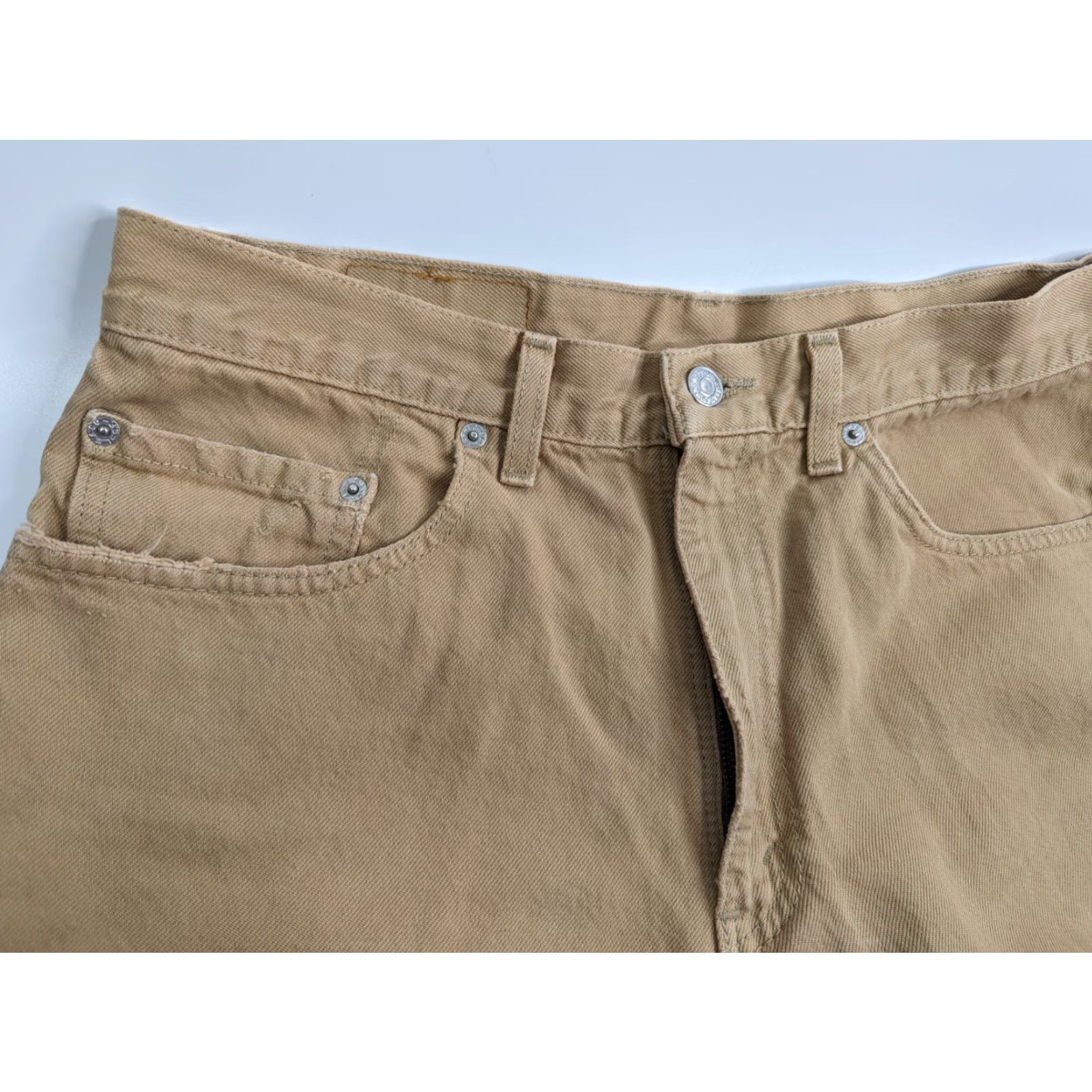 Levi's VINTAGE Levi's 550 Bermuda Shorts/Shorts Denim Bermuda Shorts Khaki Beige 34 Mens Regular Slim Distressed 34 Distressed 34 Size 24" / US 00 / IT 34 - 2 Thumbnail