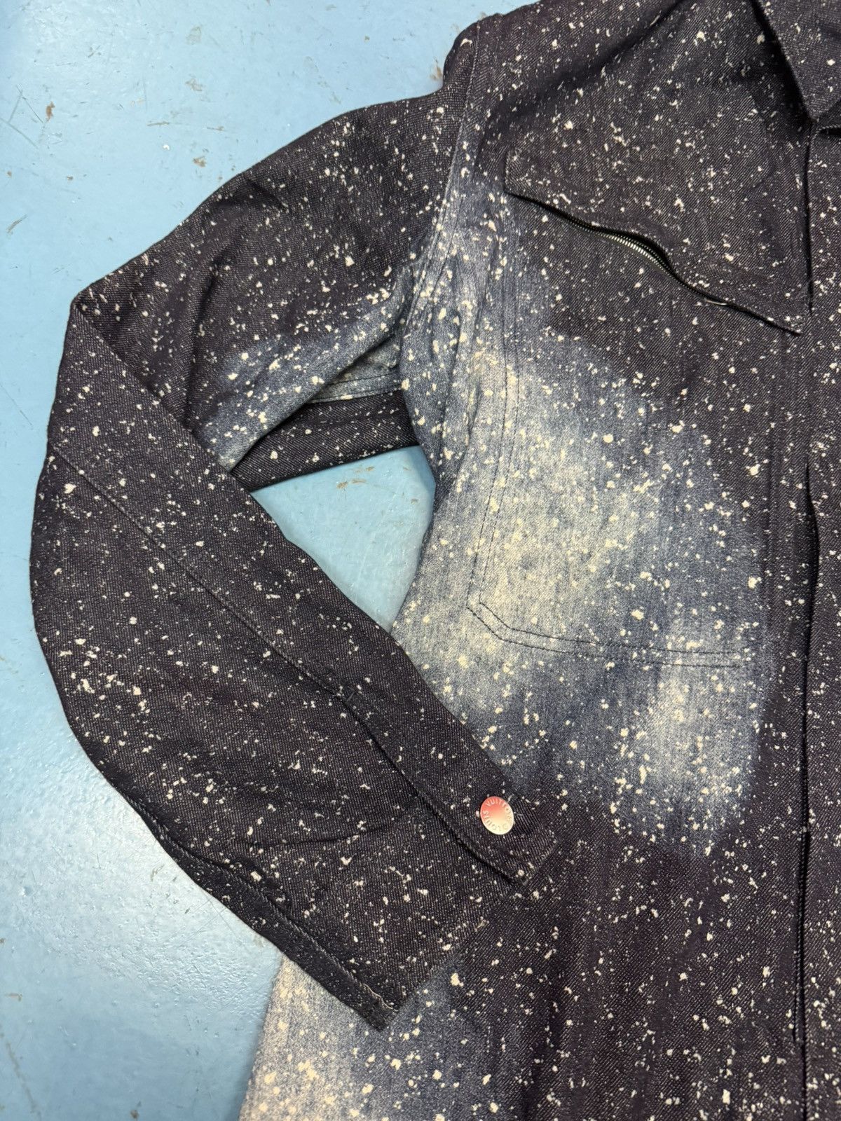 Louis Vuitton LOUIS VUITTON SPECKLED DENIM JACKET Size US L / EU 52-54 / 3 - 3 Thumbnail