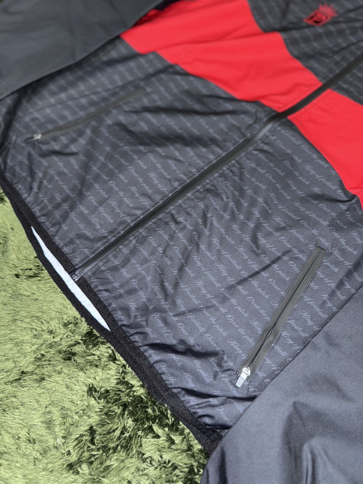 Budweiser × Japanese Brand [L] budweiser x overthepitch collaboration rain jacket black Size US L / EU 52-54 / 3 - 4 Thumbnail