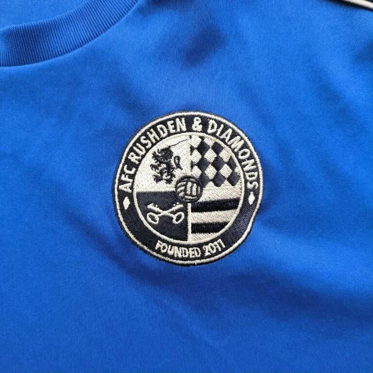 Macron Rushden & Diamonds Macron training football jersey size M Size US M / EU 48-50 / 2 - 3 Thumbnail