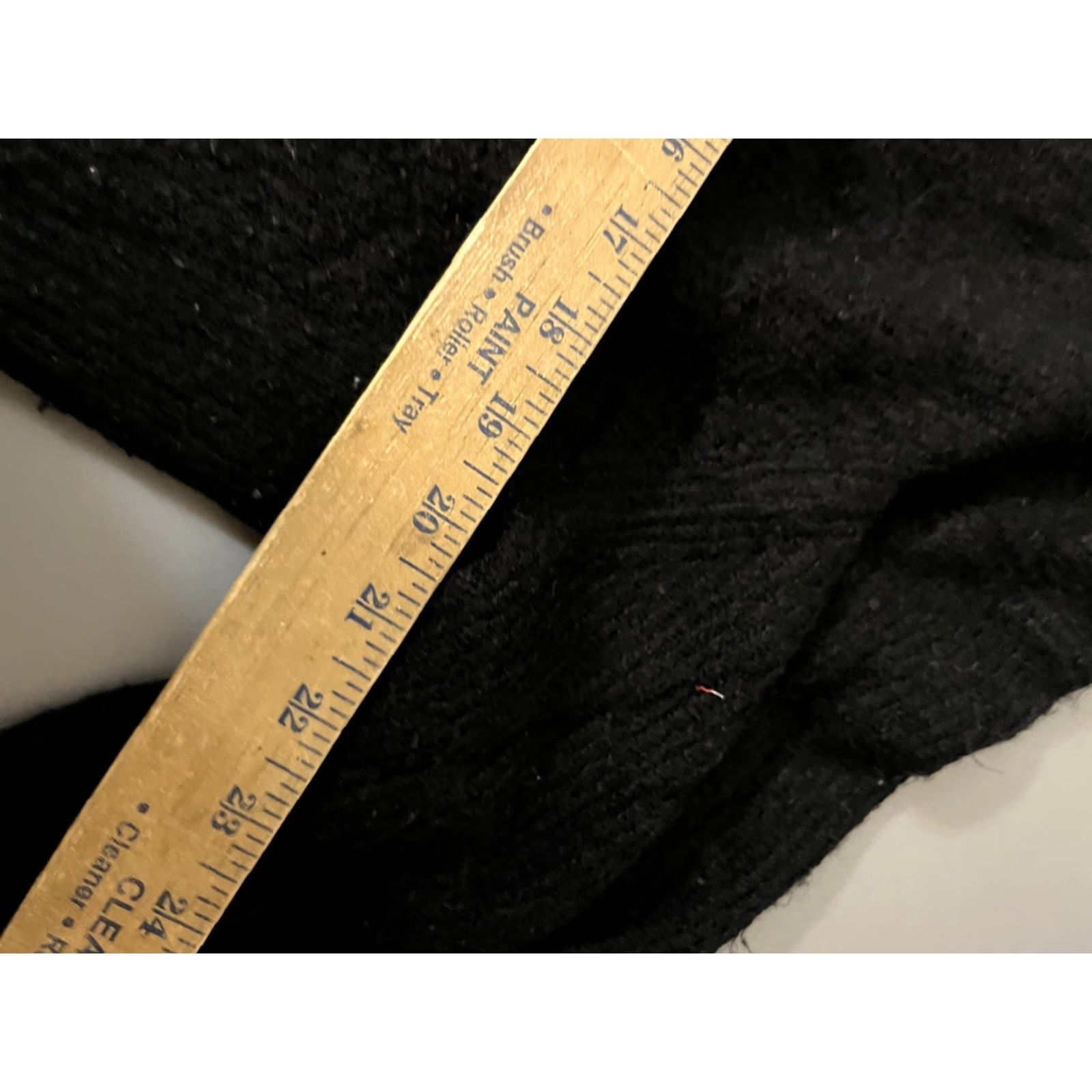 Old Navy Old Navy Black Knit Pullover Sweater Long Sleeve Women’s Size L Acrylic — Regular Fit, Solid Pattern, Round Neck, Casual, Vintage: No Size L / US 10 / IT 46 - 6 Thumbnail