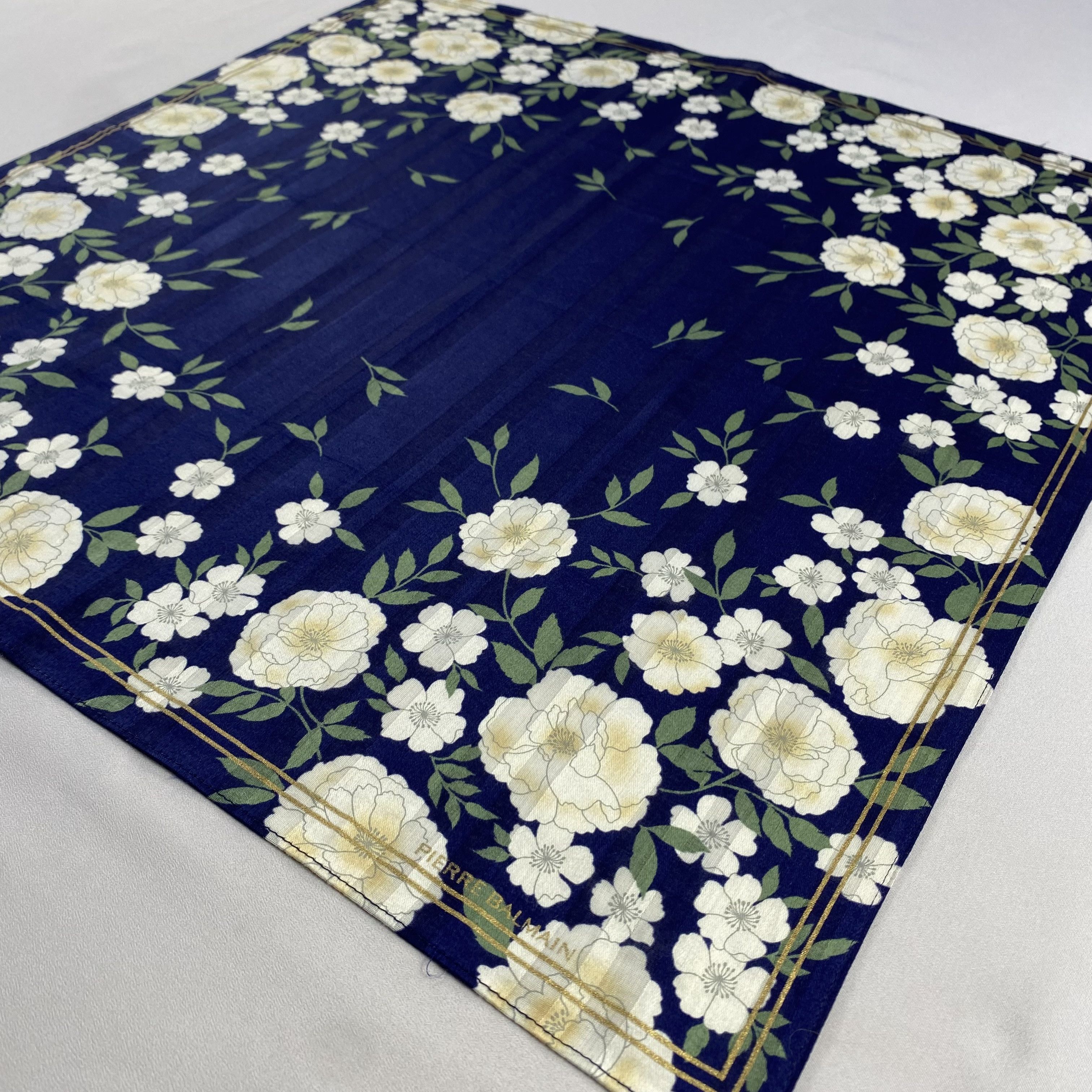 Pierre Balmain × Vintage Pierre Balmain Bandana/ Handkerchief / Neckerchief-P986 Size ONE SIZE - 2 Thumbnail