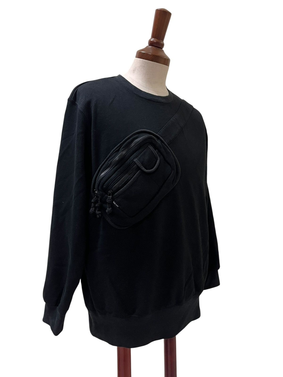 Ne-Net Ne-Net Sweatshirt with Sling bag attached Size US M / EU 48-50 / 2 - 3 Thumbnail