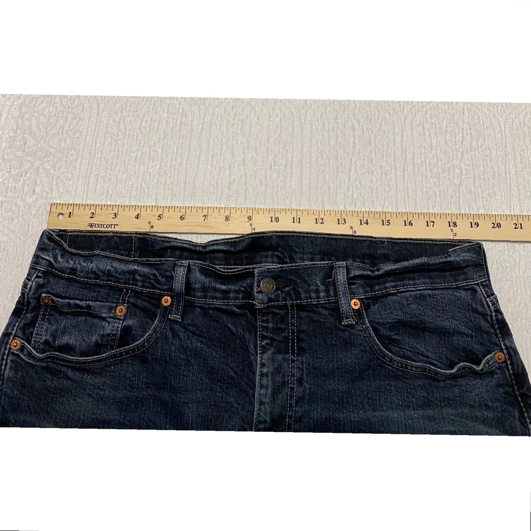 Levi's Levis 559 Jeans Men's Size 38×30 Blue Denim Relaxed Straight Dark Wash Whiskers Size US 38 / EU 54 - 6 Thumbnail