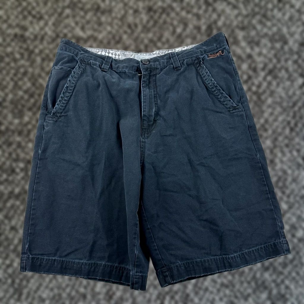 Vintage VINTAGE Quiksilver Chino Shorts Mens 36 Navy Blue Beach Surf Skateboard Denim Size US 36 / EU 52 - 1 Thumbnail