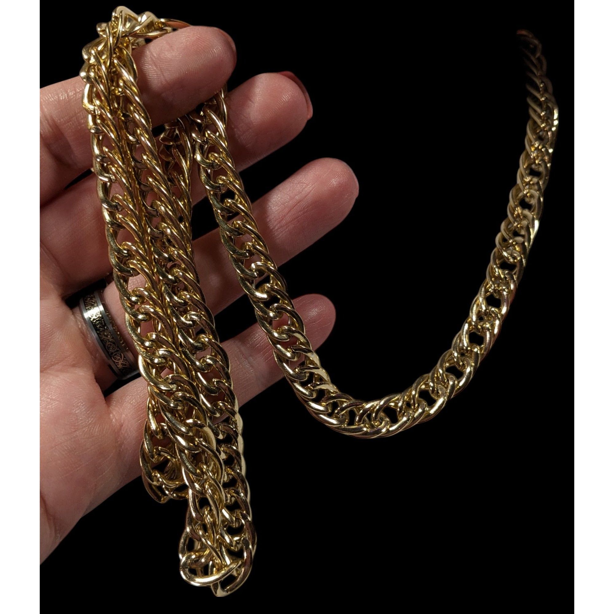 Other Classic Lightweight Bright Gold Tone Chain Necklace Size ONE SIZE - 6 Thumbnail