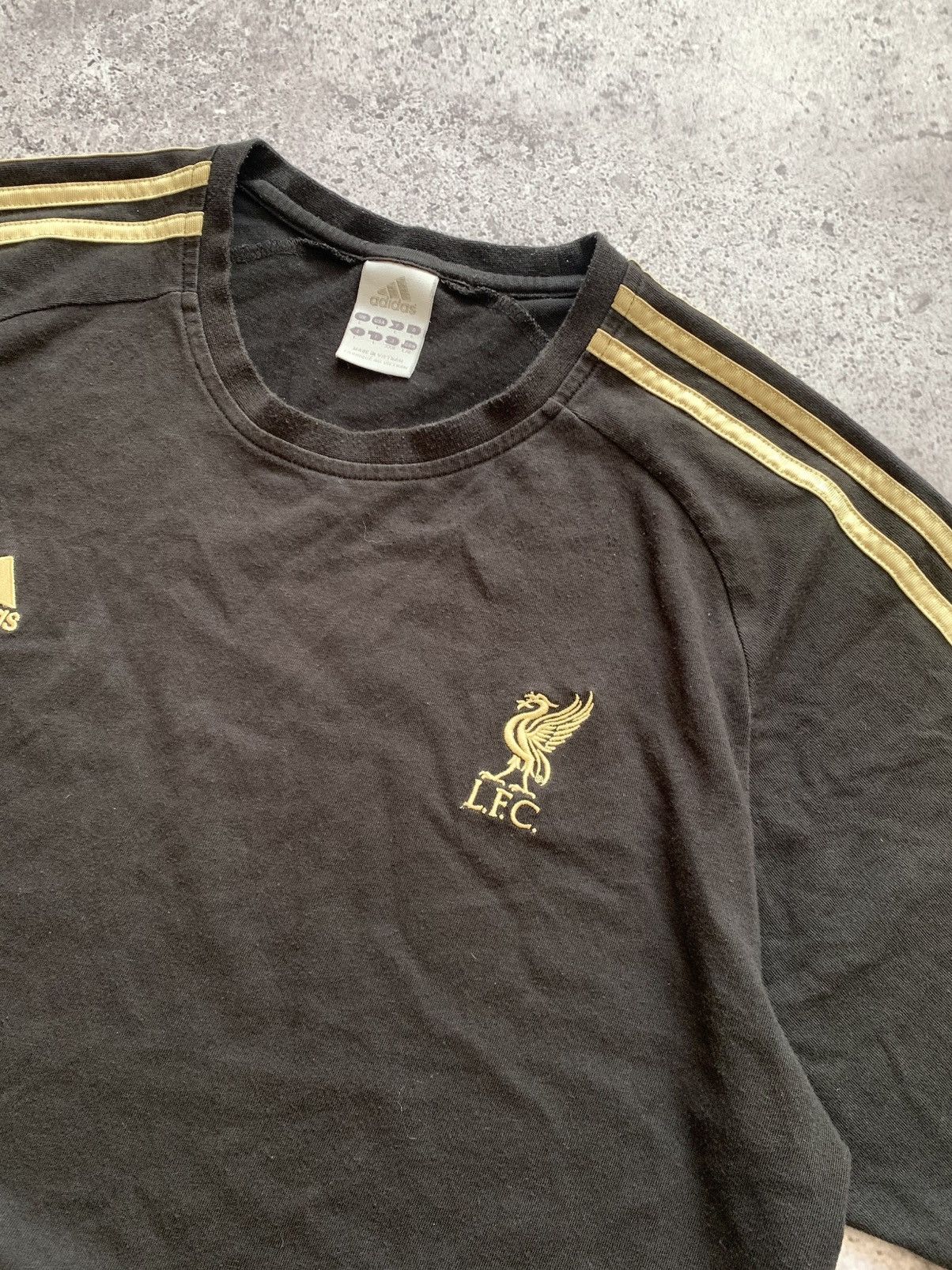 Adidas 🔥ADIDAS LIVERPOOL TRAINING T-SHIRT BLOCKCORE TEE Size US L / EU 52-54 / 3 - 5 Thumbnail